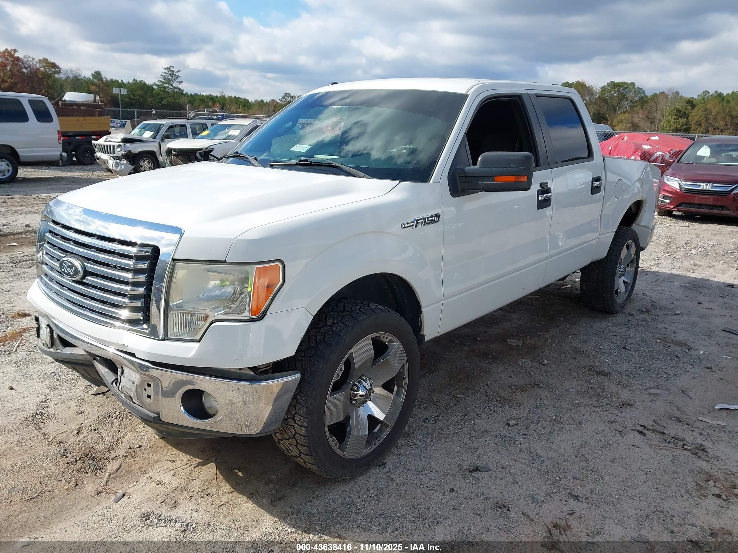 FORD F-150 image 2