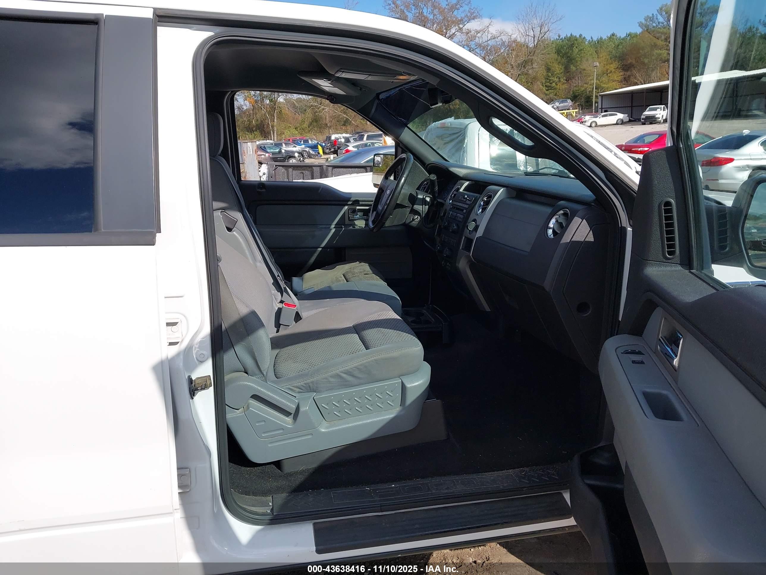 FORD F-150 image 5