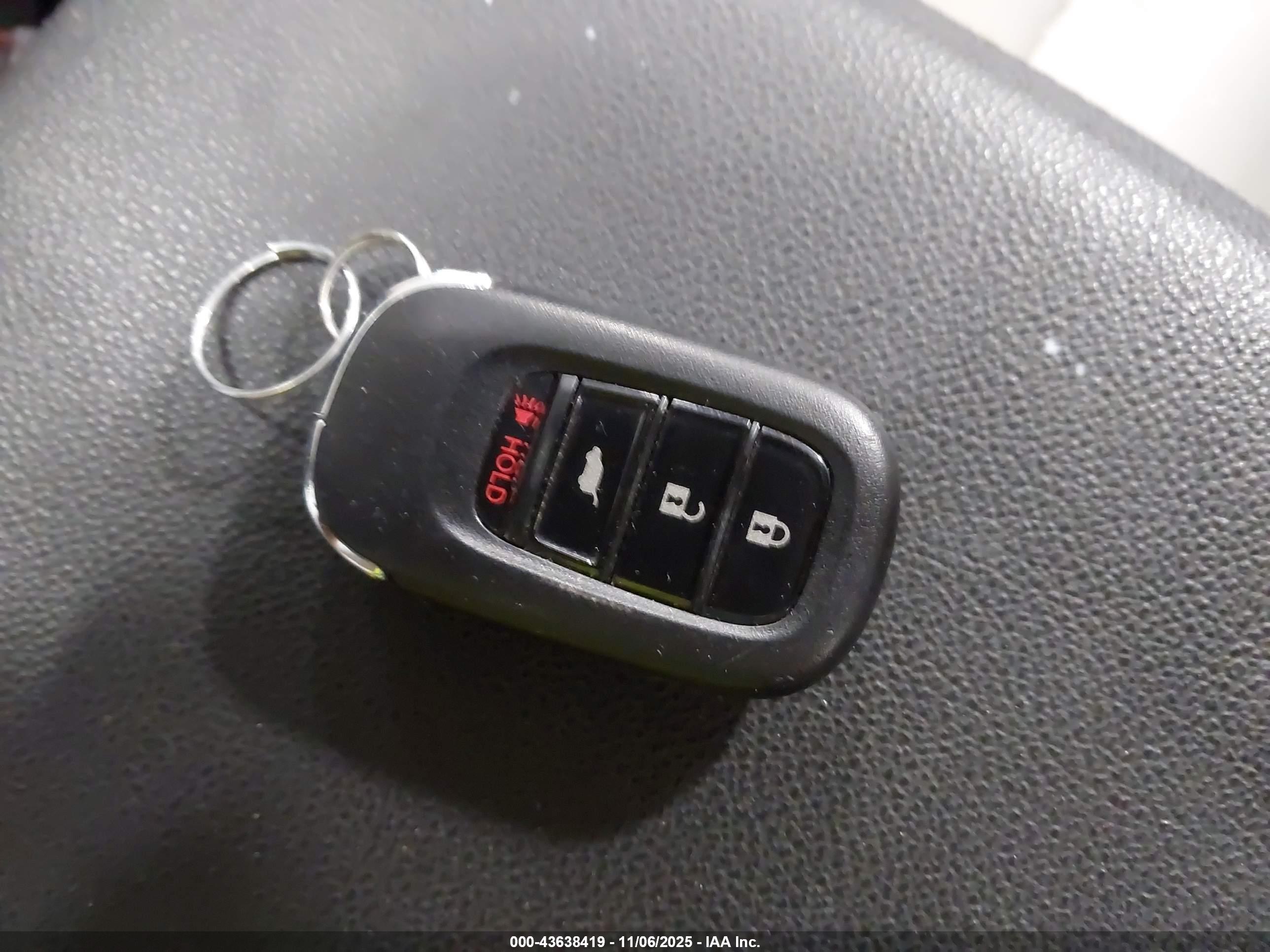 HONDA CR-V image 11