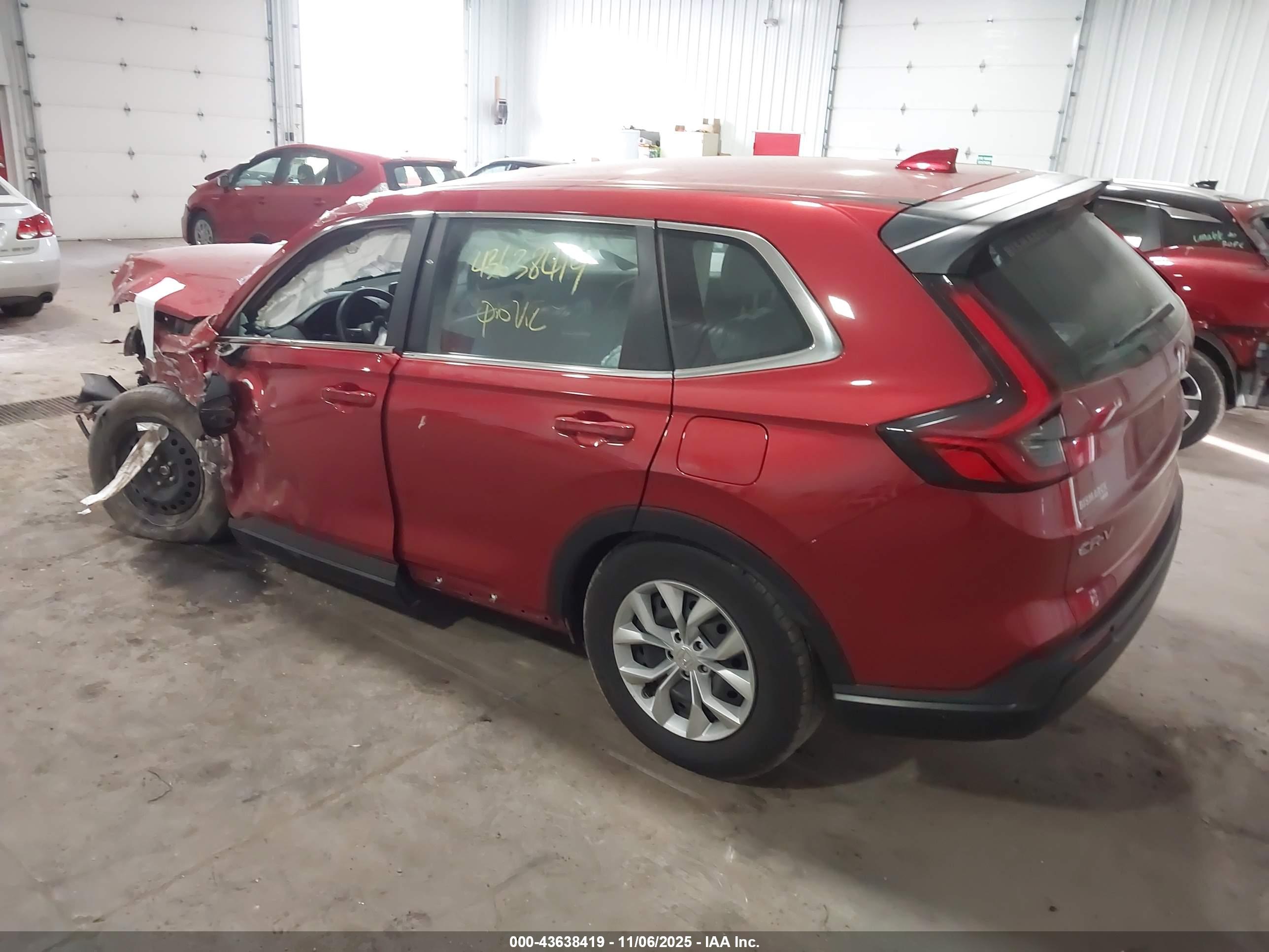 HONDA CR-V image 3