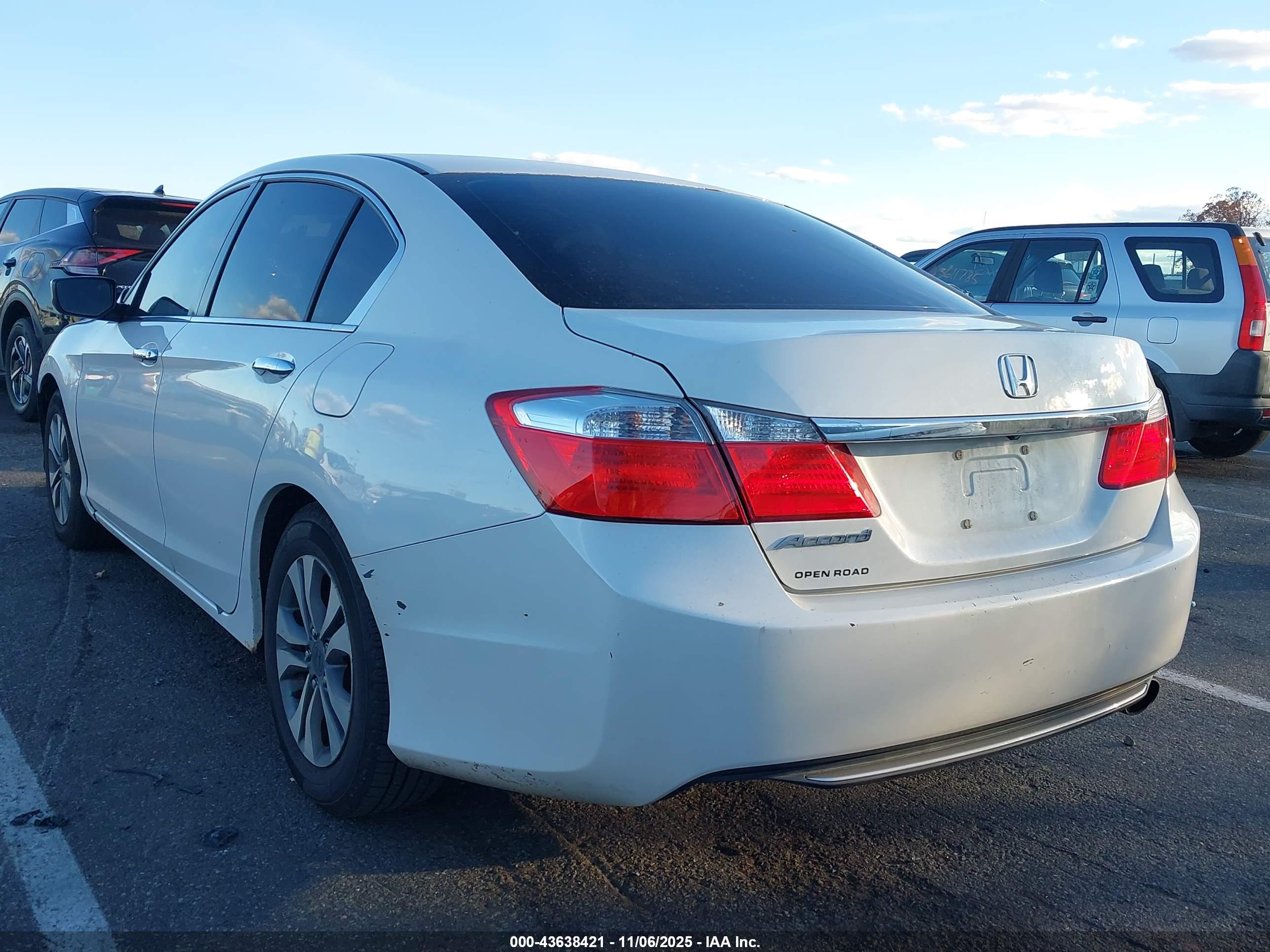 HONDA ACCORD image 3