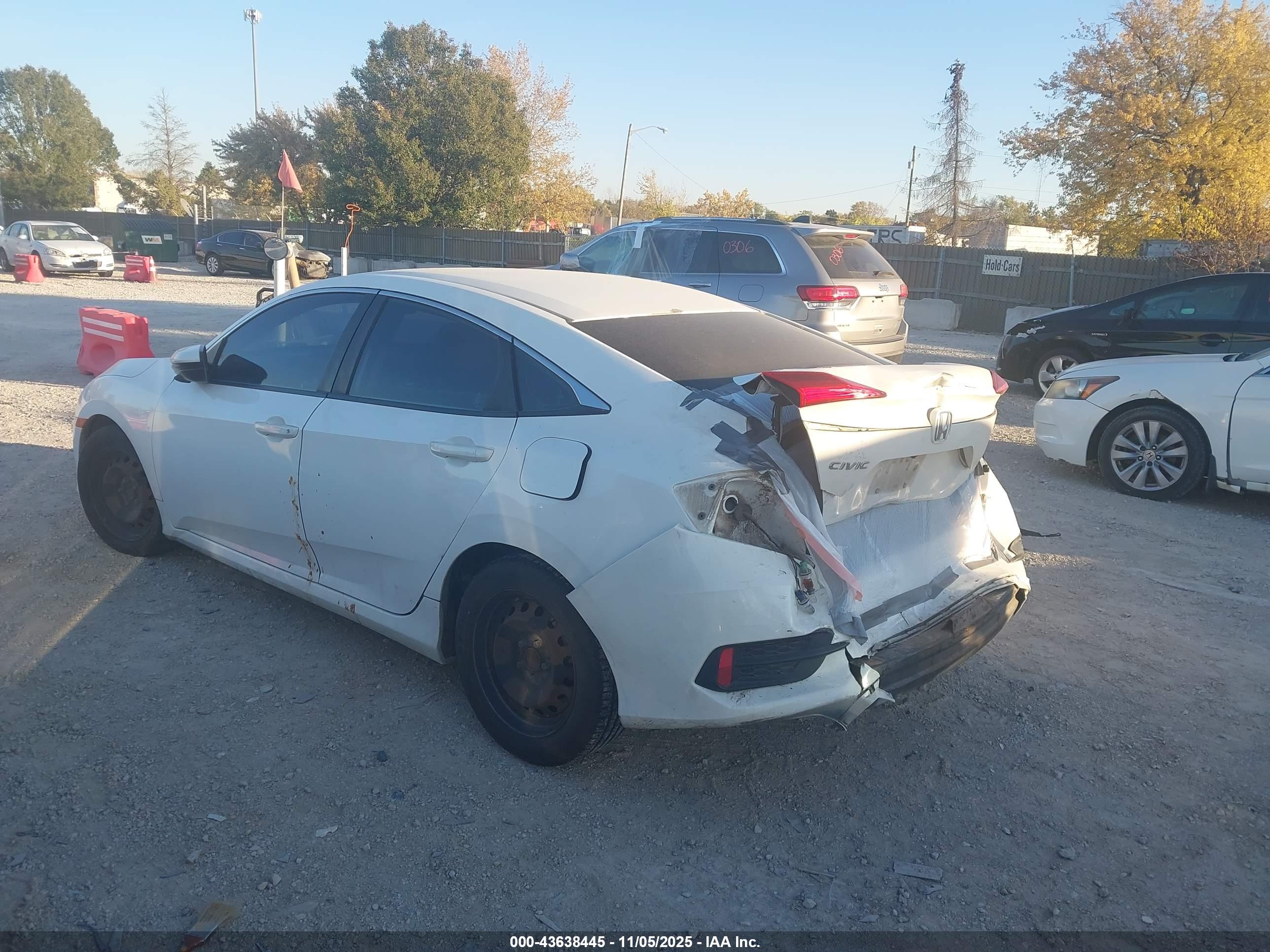 HONDA CIVIC image 3