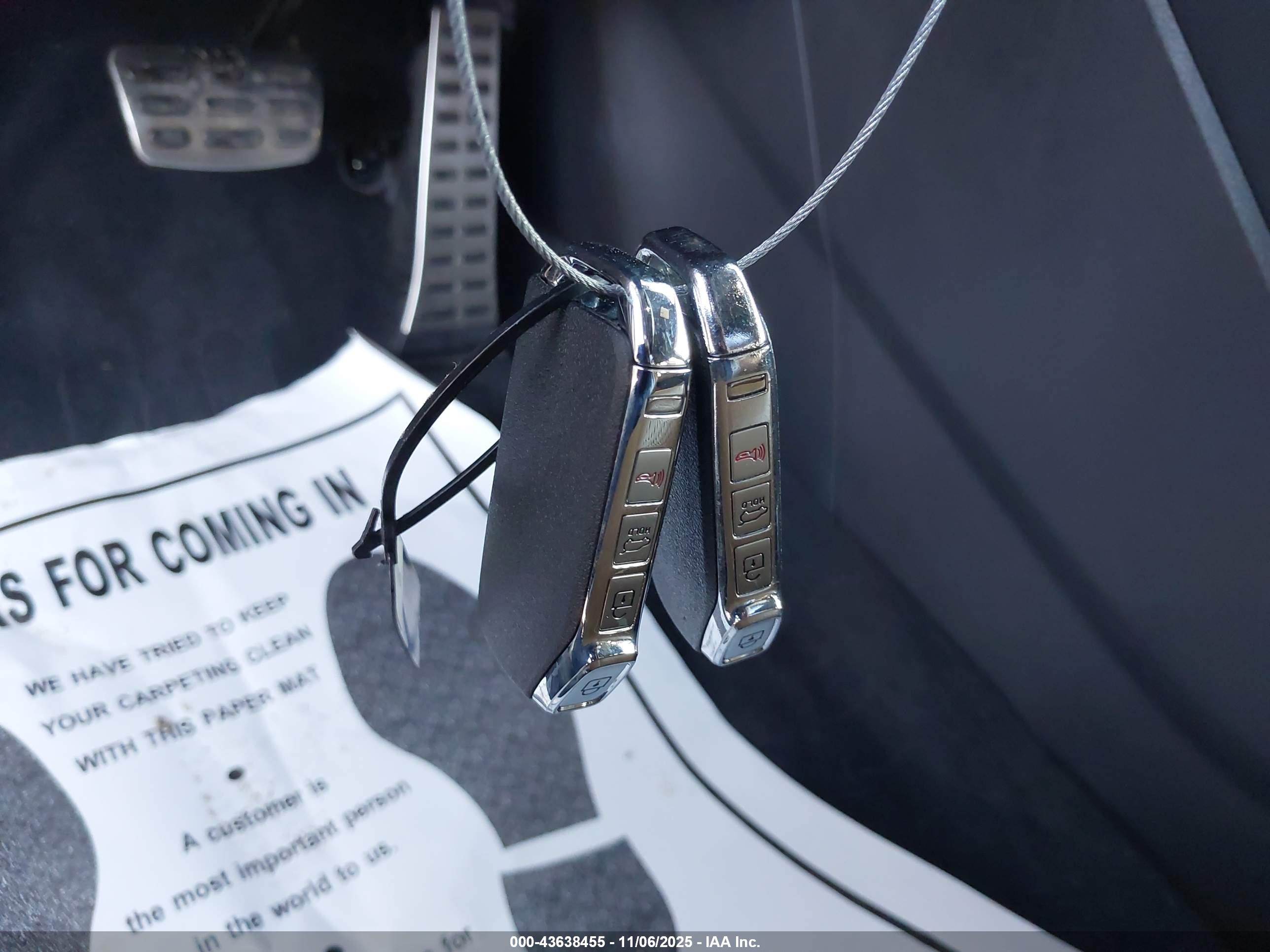 KIA TELLURIDE image 11