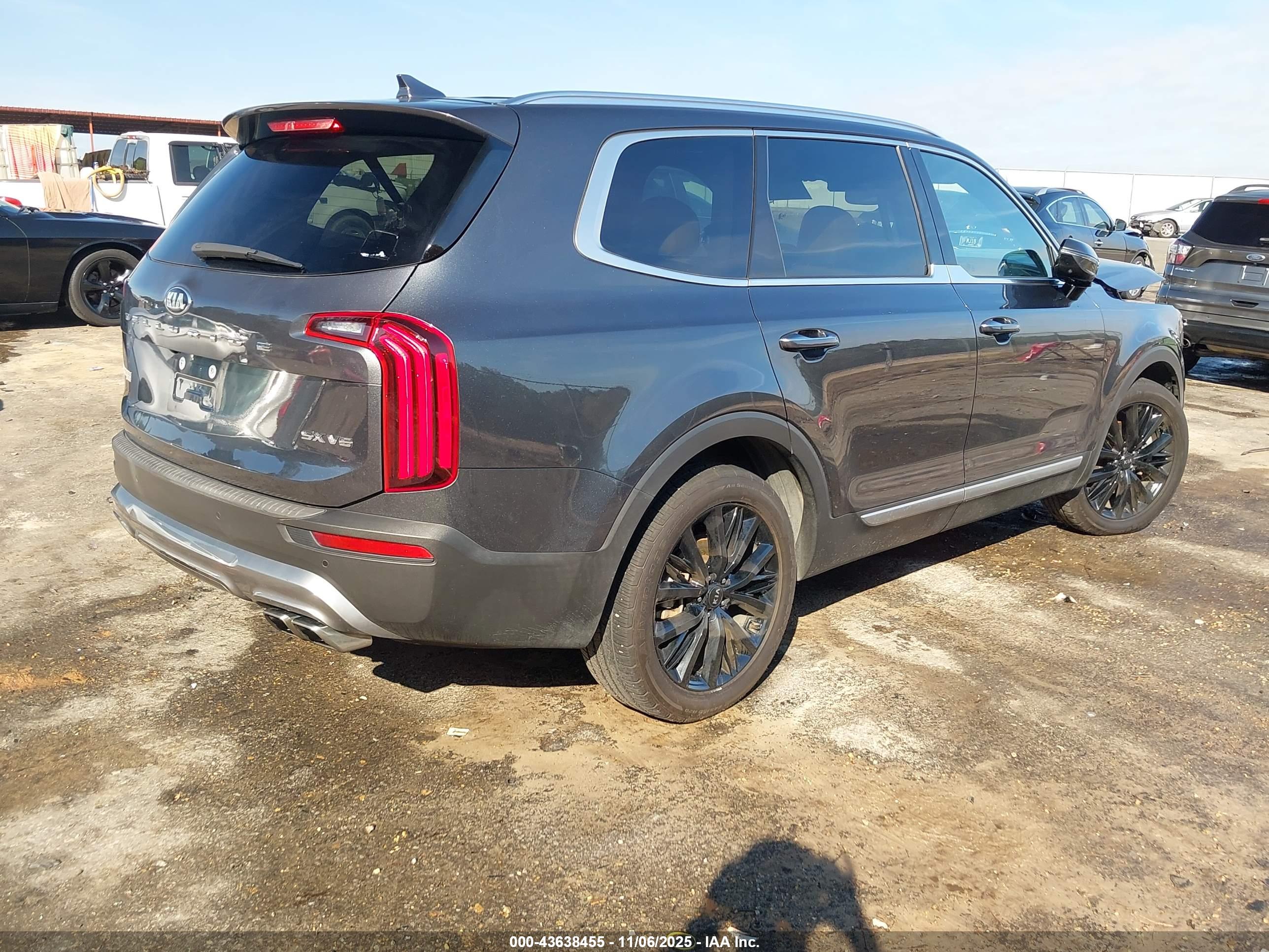 KIA TELLURIDE image 4