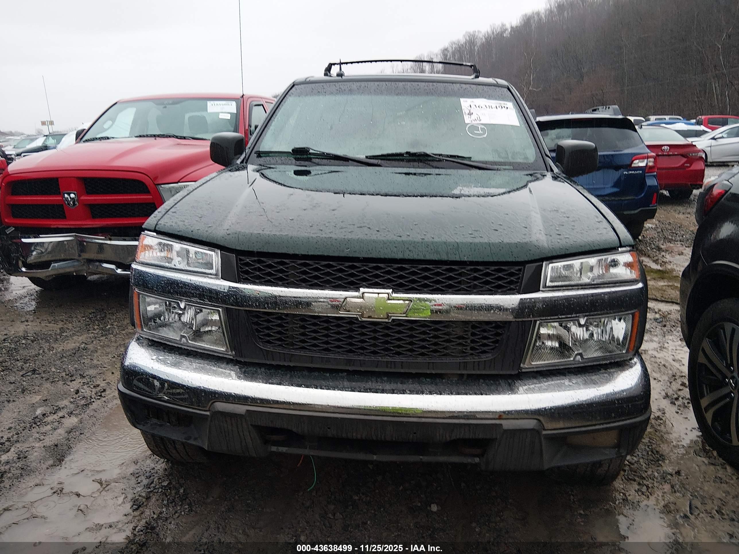 CHEVROLET COLORADO image 6