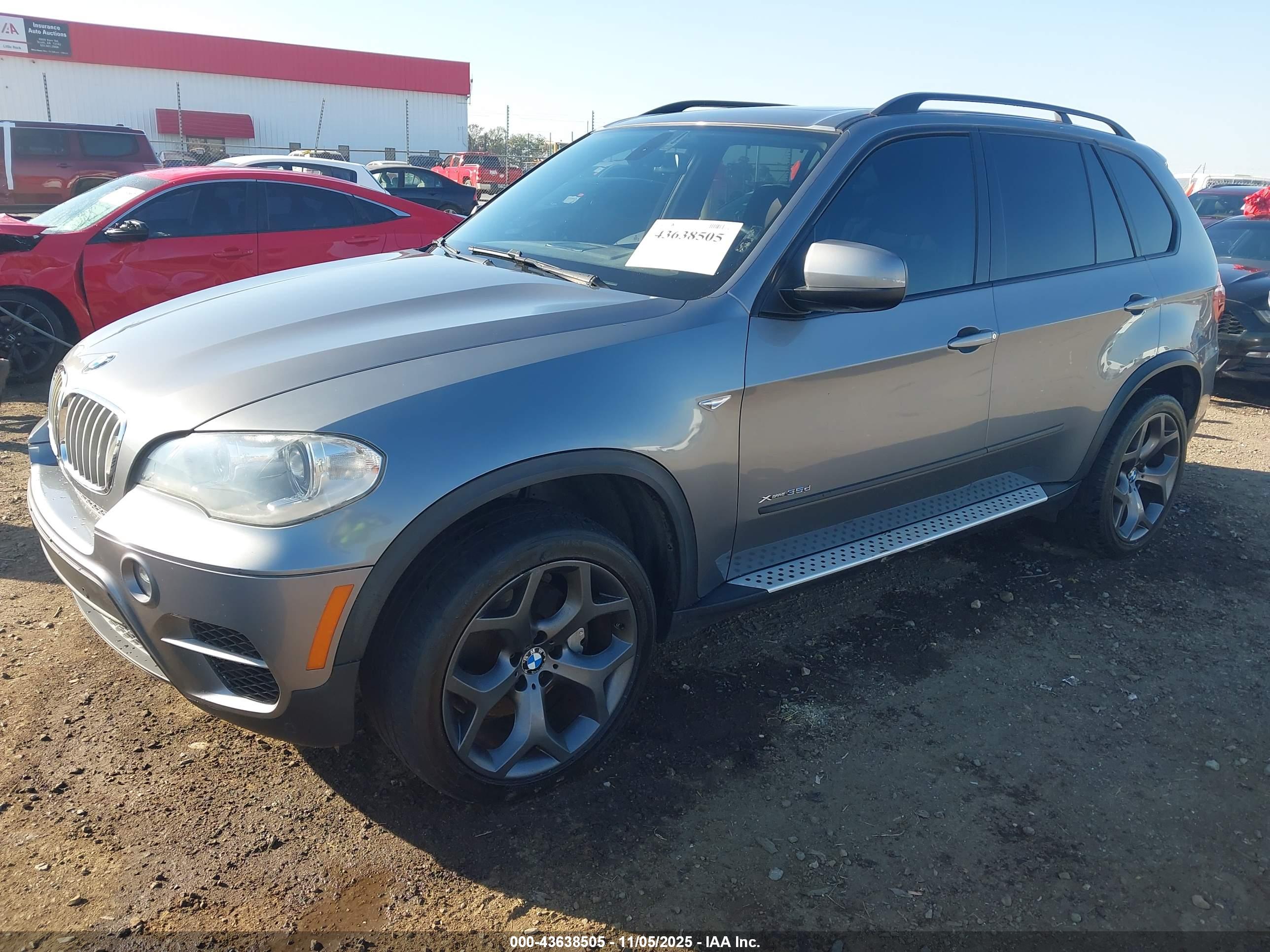 BMW X5 image 2