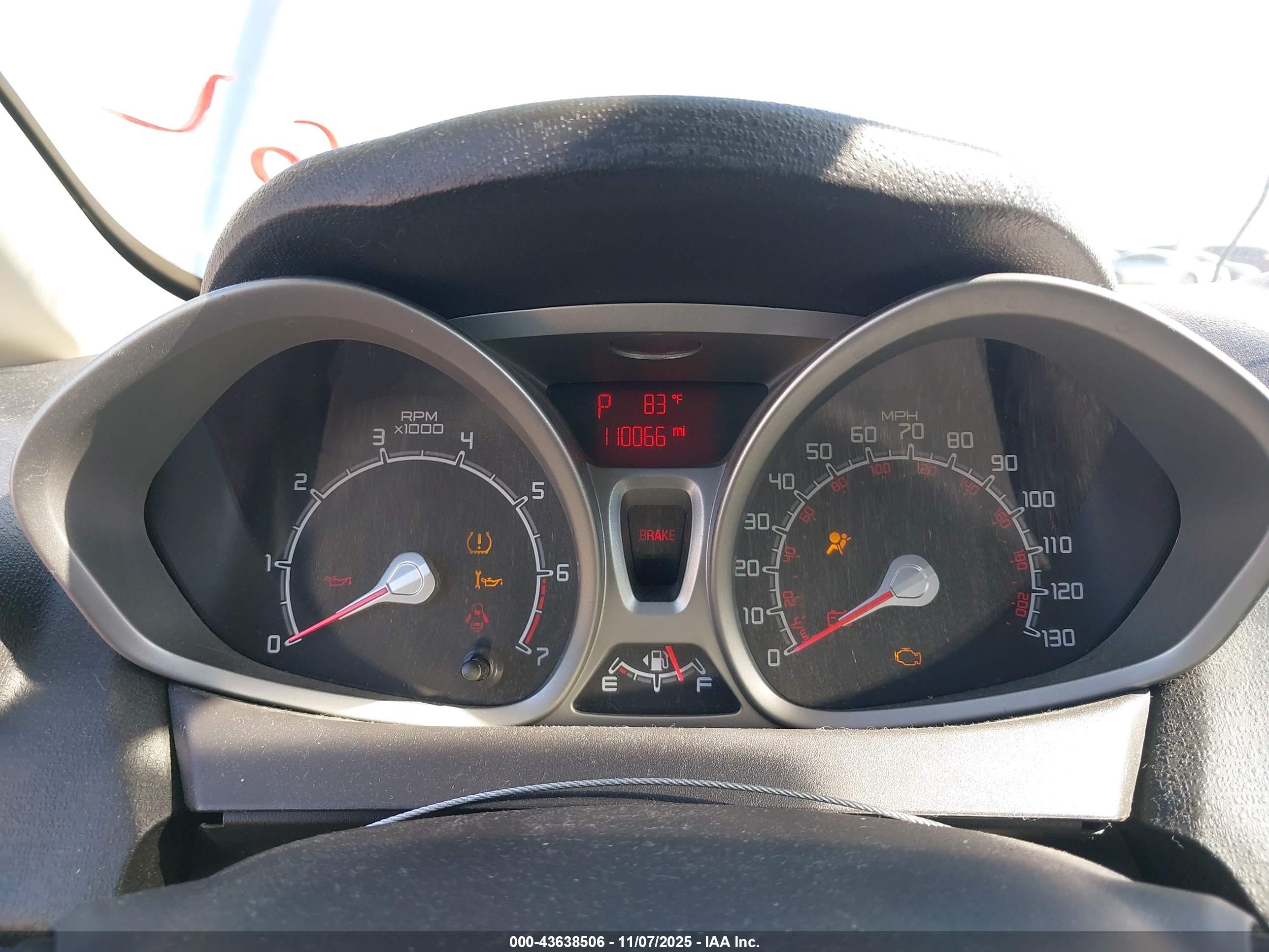 FORD FIESTA image 7