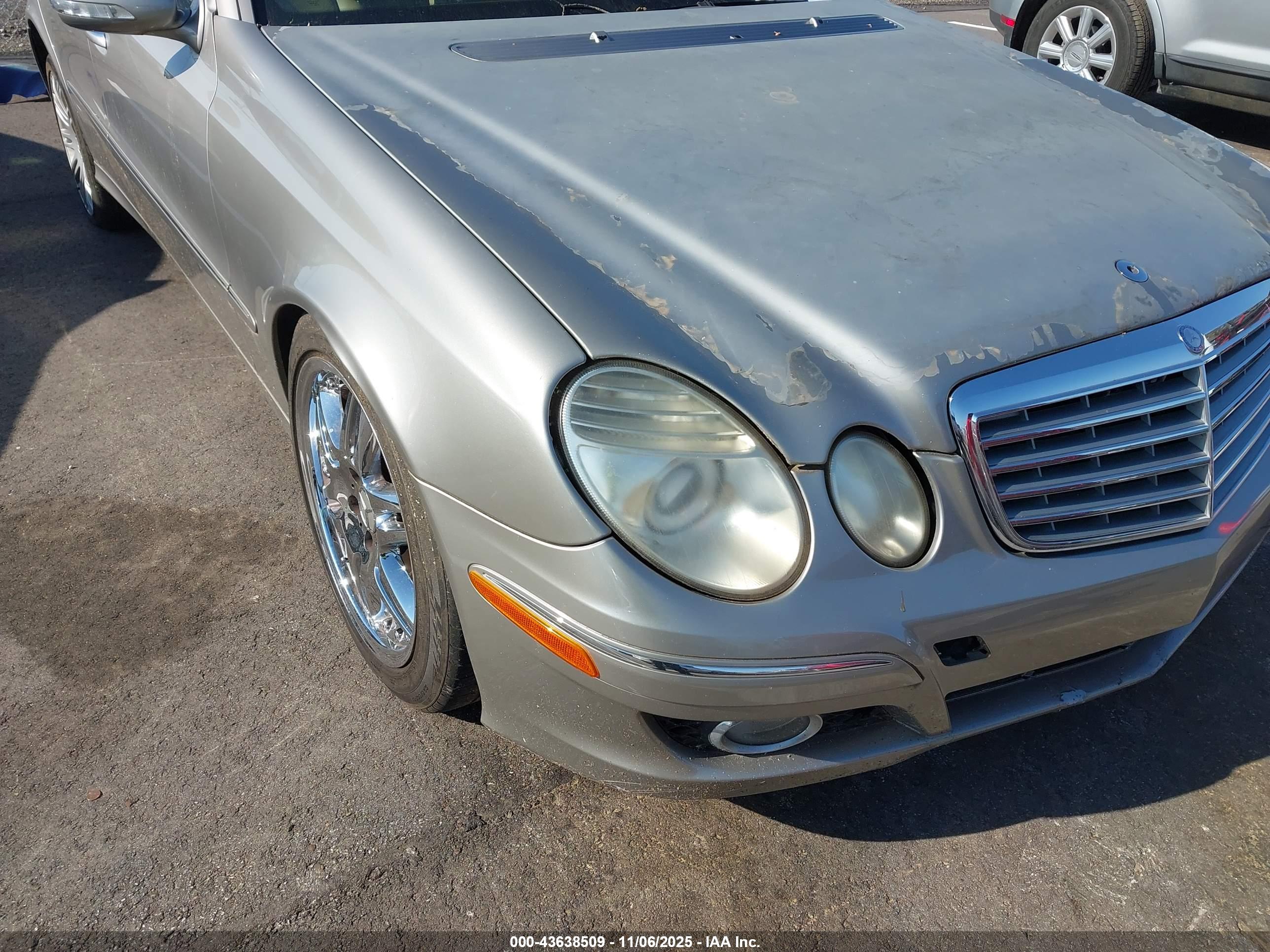MERCEDES-BENZ E image 6