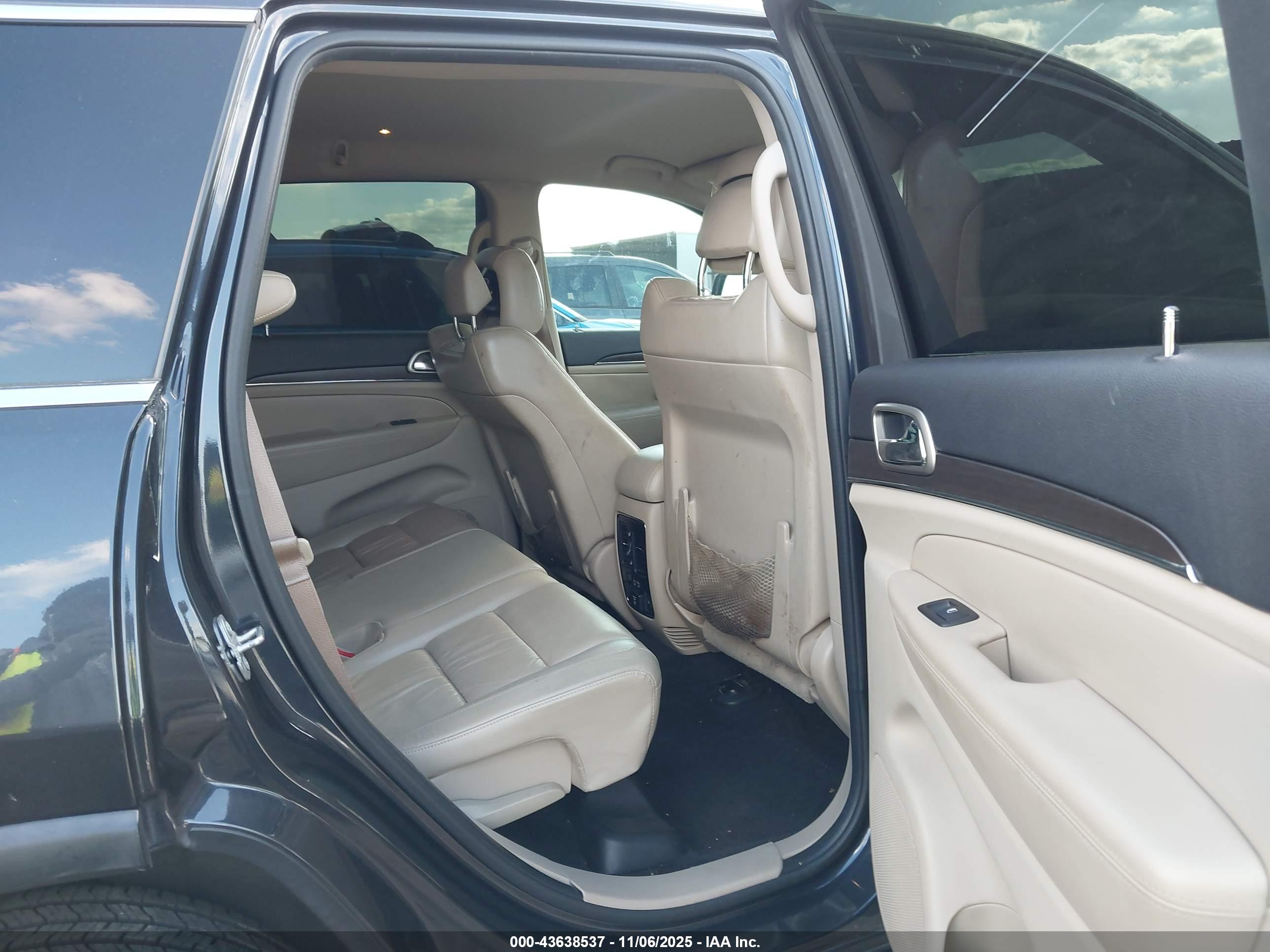 JEEP GRAND image 8