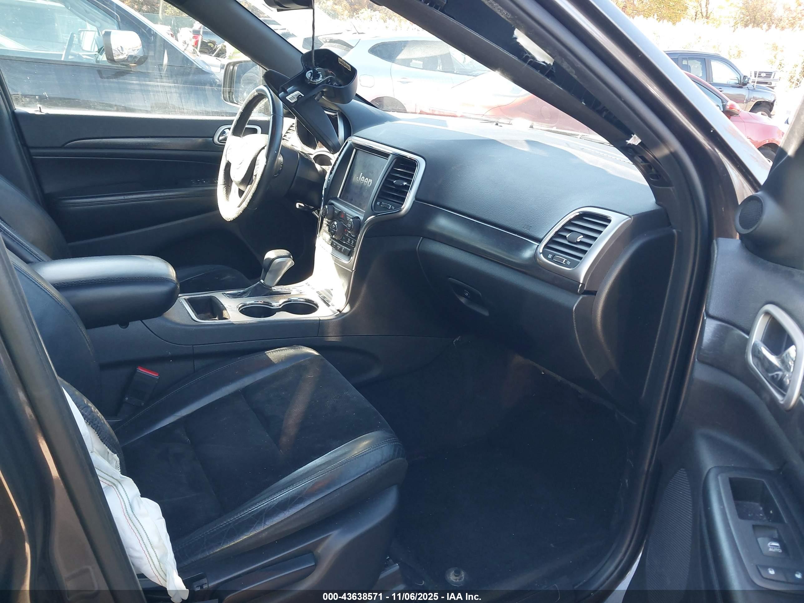 JEEP GRAND image 5