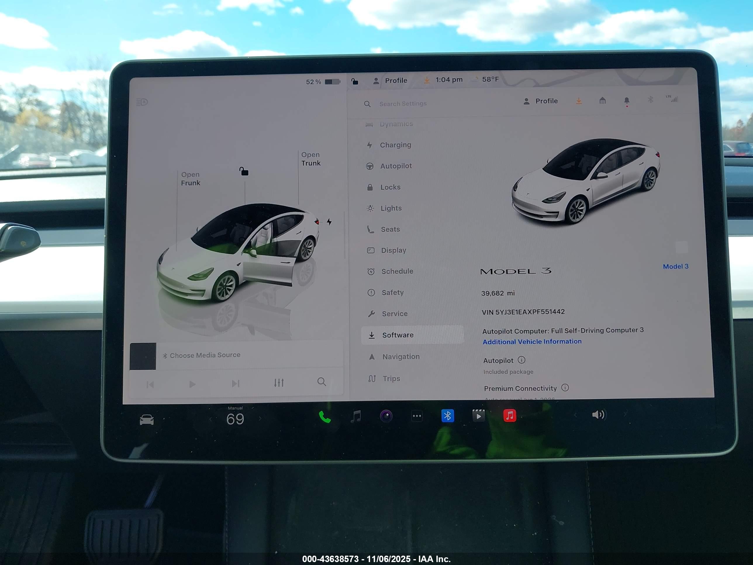 TESLA MODEL image 7