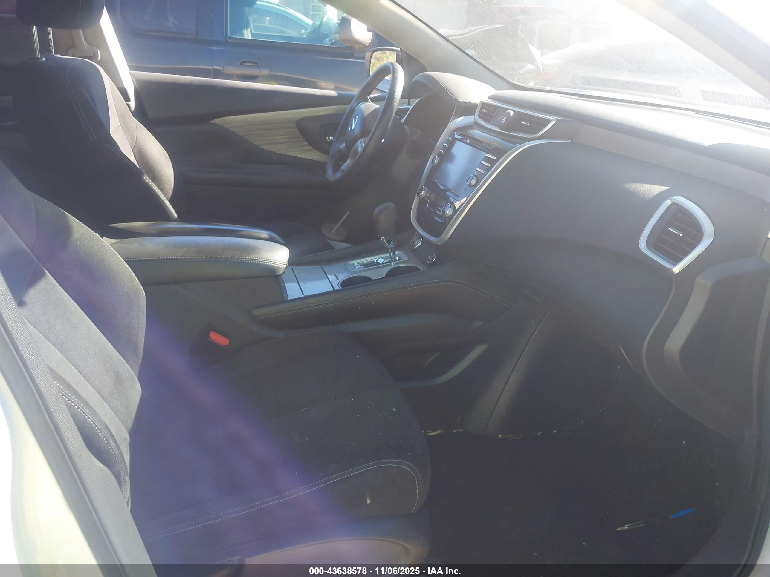 NISSAN MURANO image 5