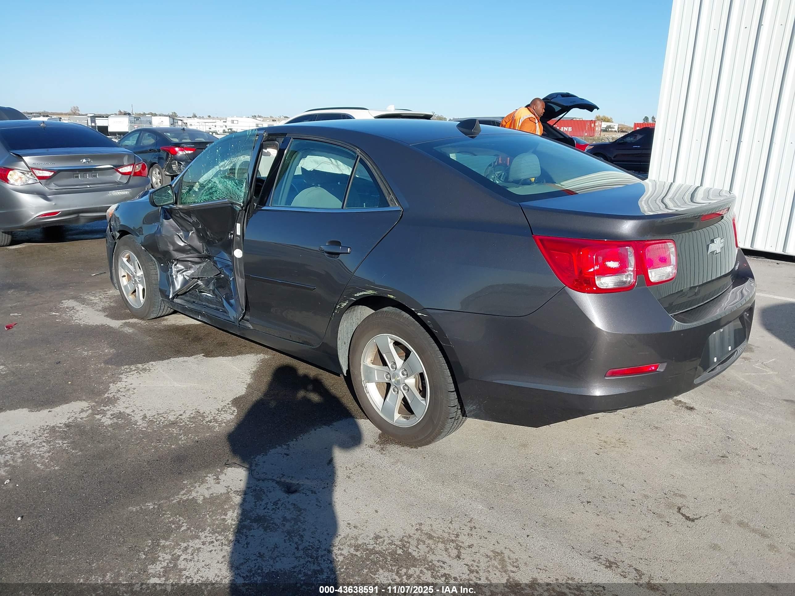CHEVROLET MALIBU image 3