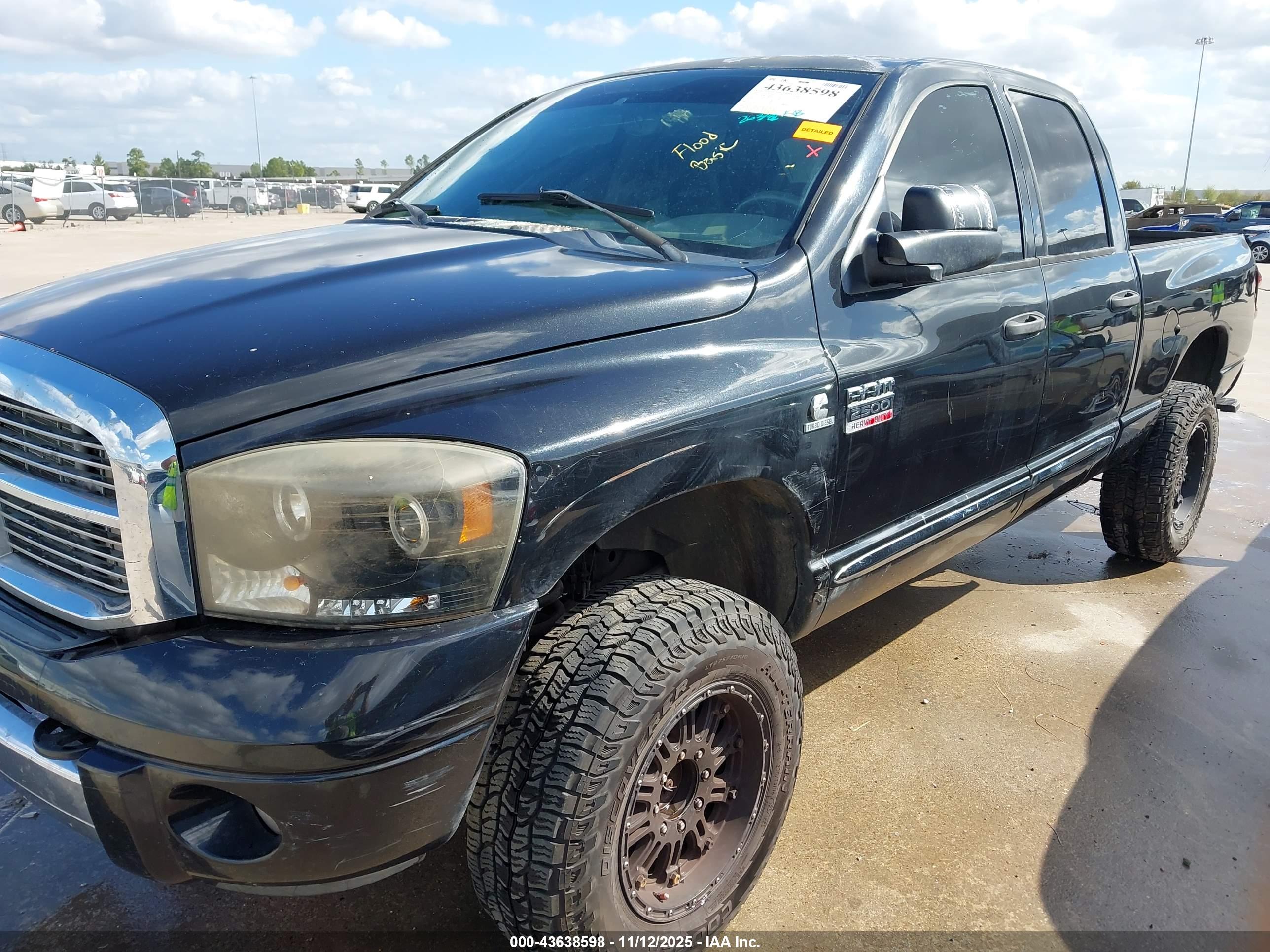 DODGE RAM image 2