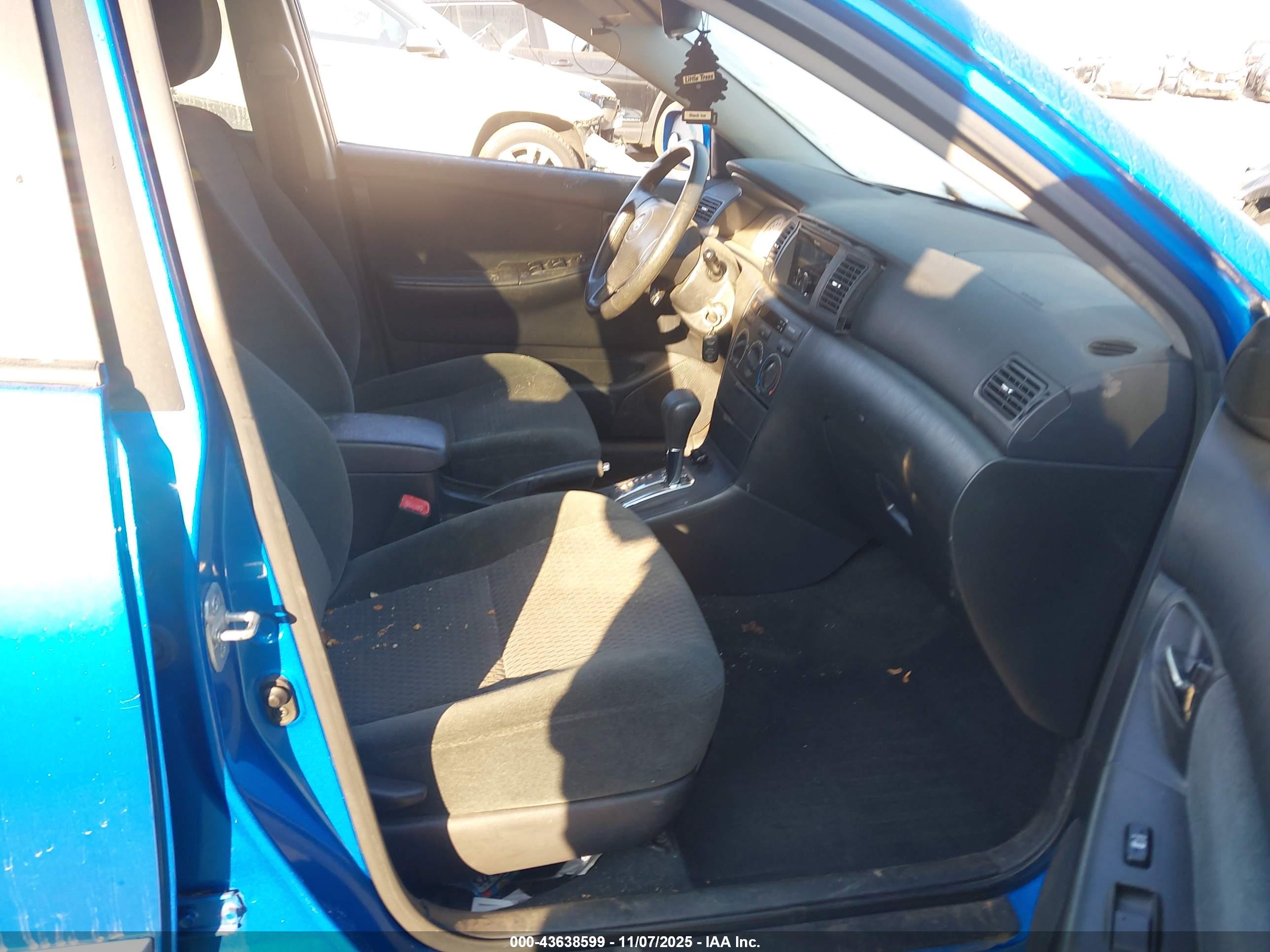 TOYOTA COROLLA image 5