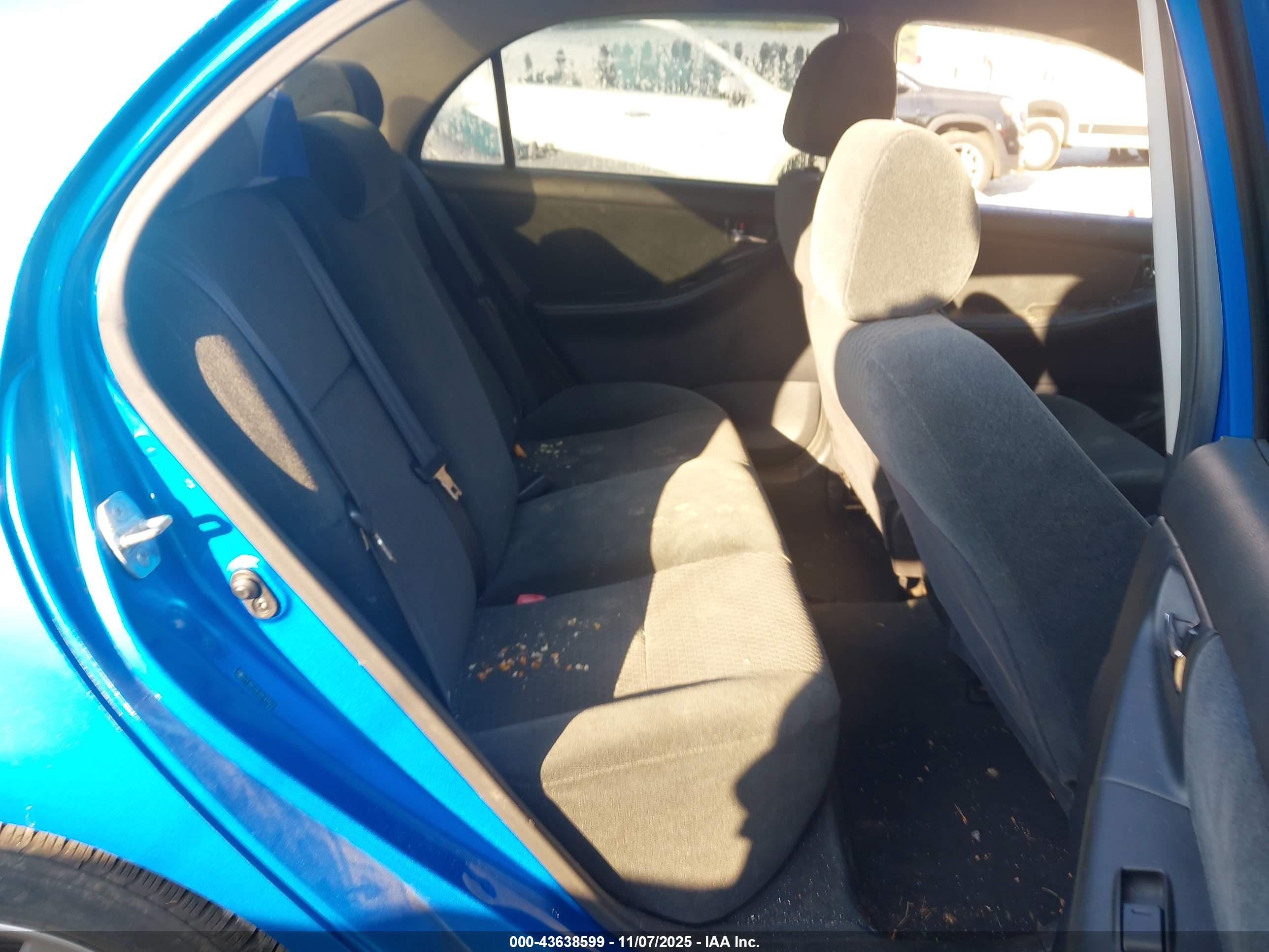 TOYOTA COROLLA image 8