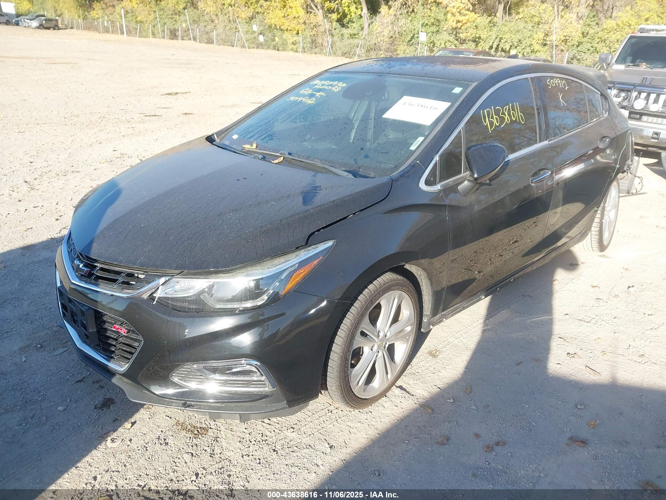 CHEVROLET CRUZE image 2