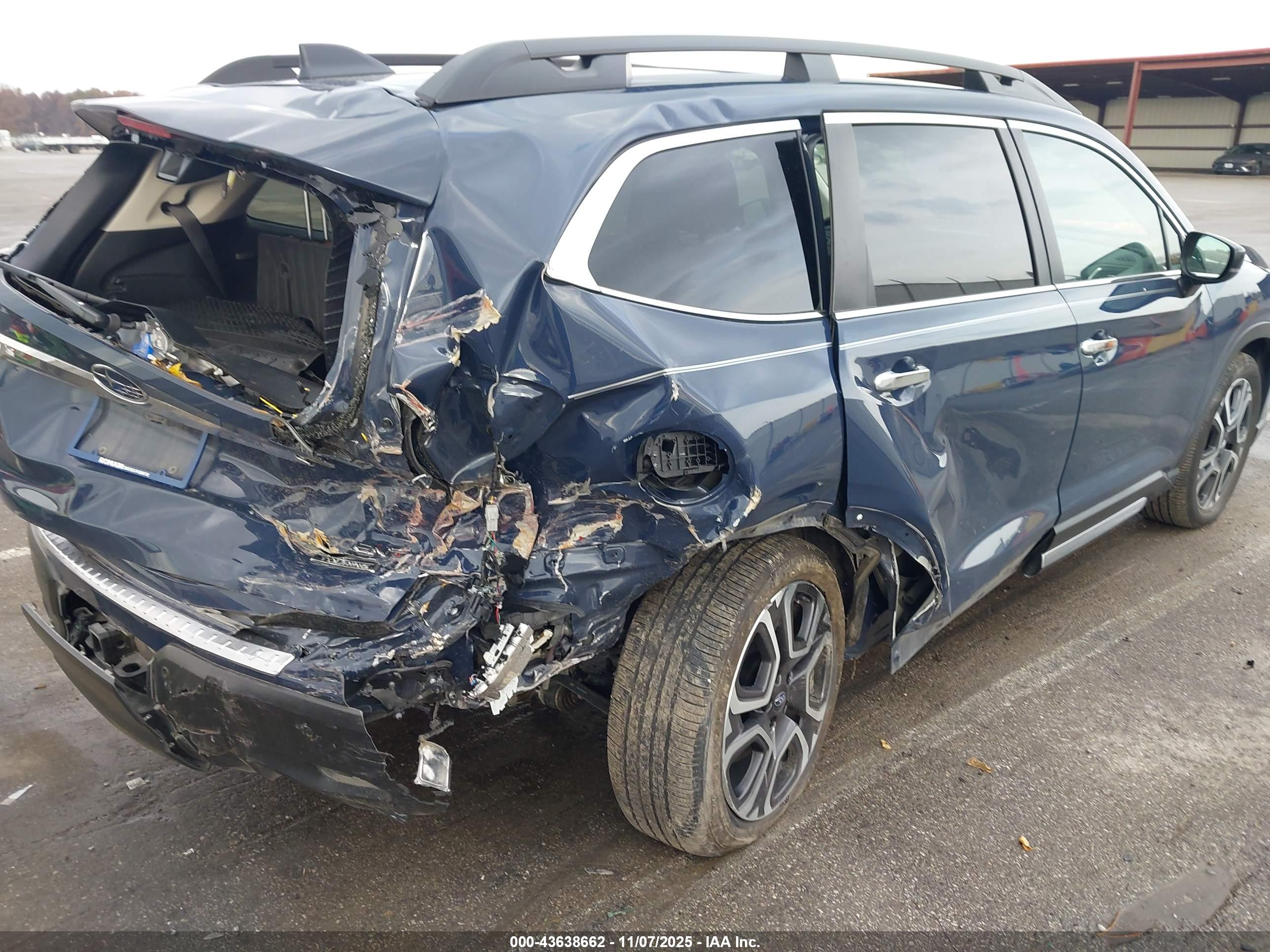 SUBARU ASCENT image 6