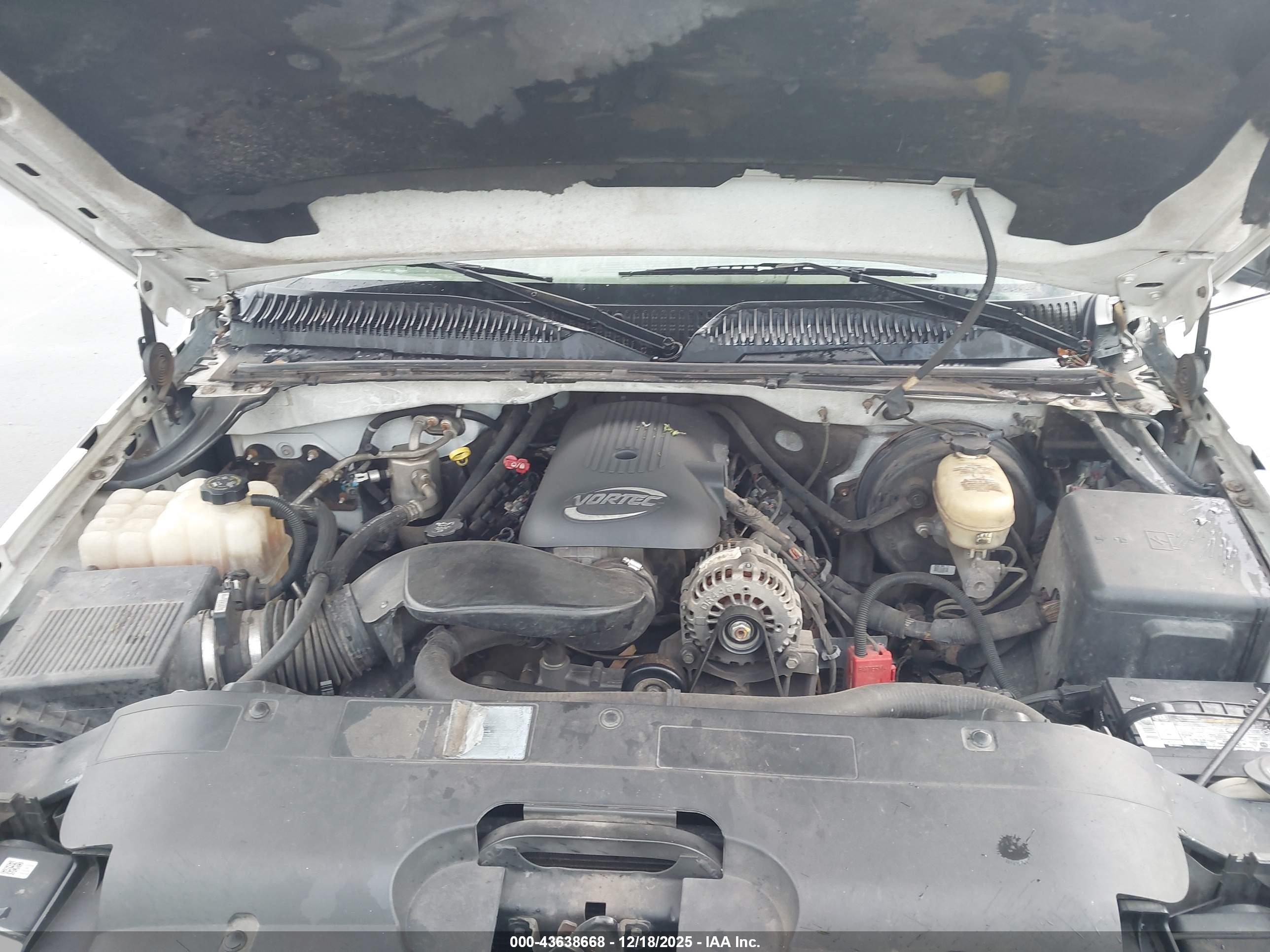 CHEVROLET SILVERADO image 10