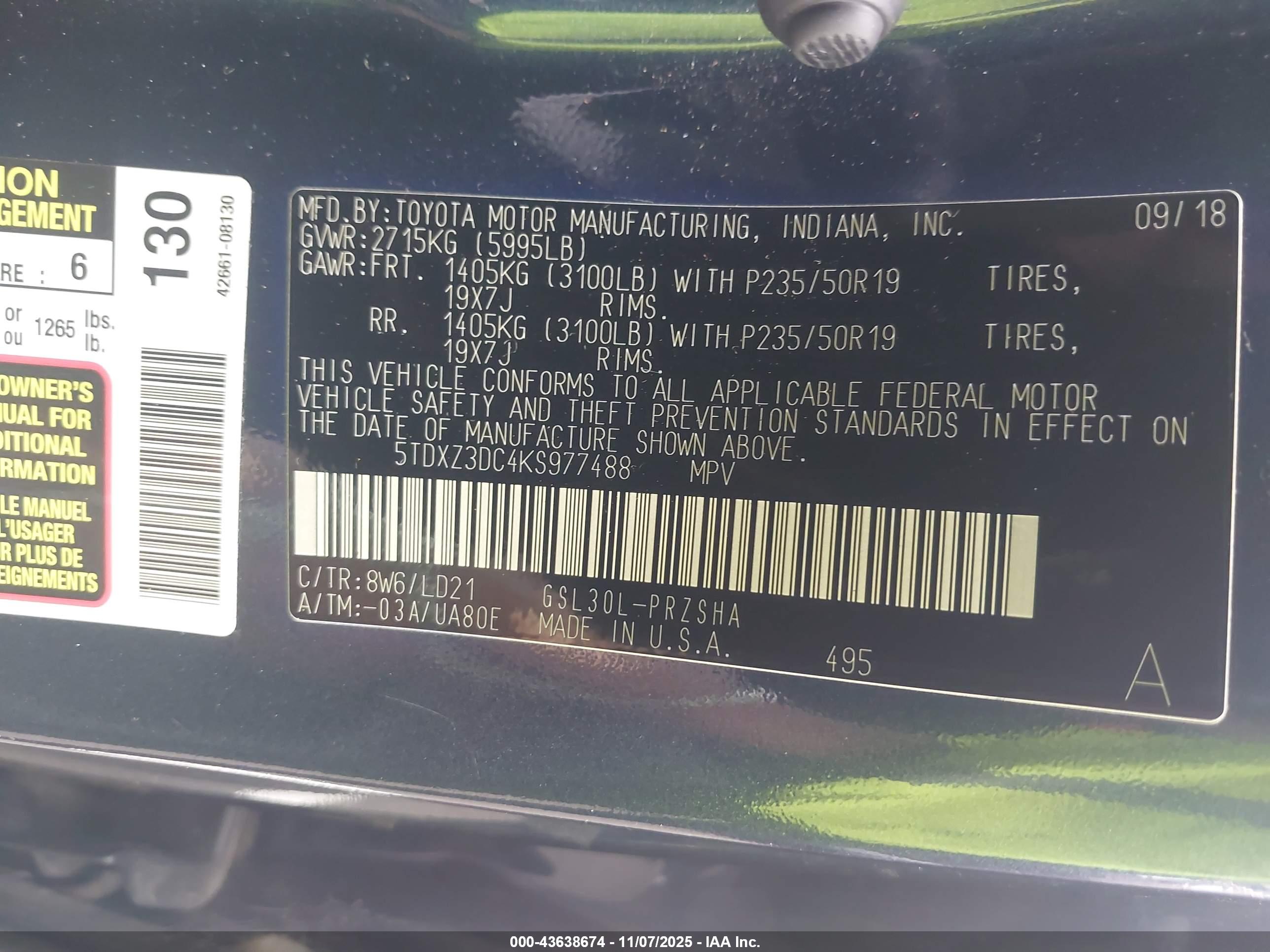 TOYOTA SIENNA image 9