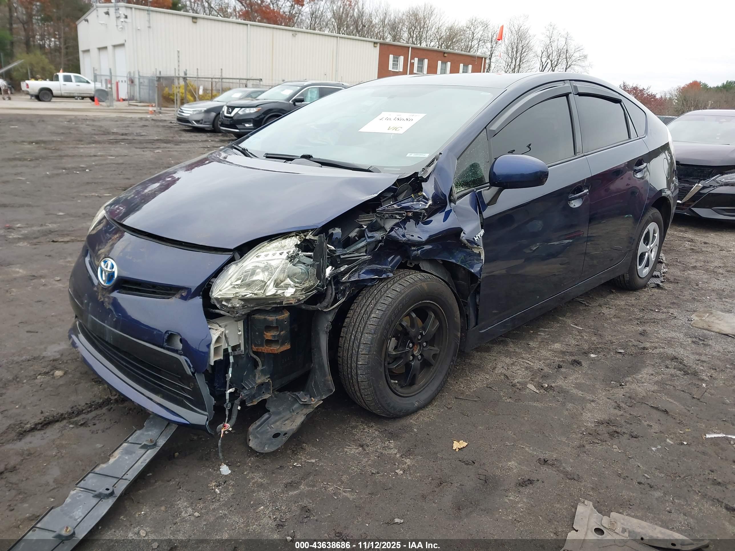 TOYOTA PRIUS image 2