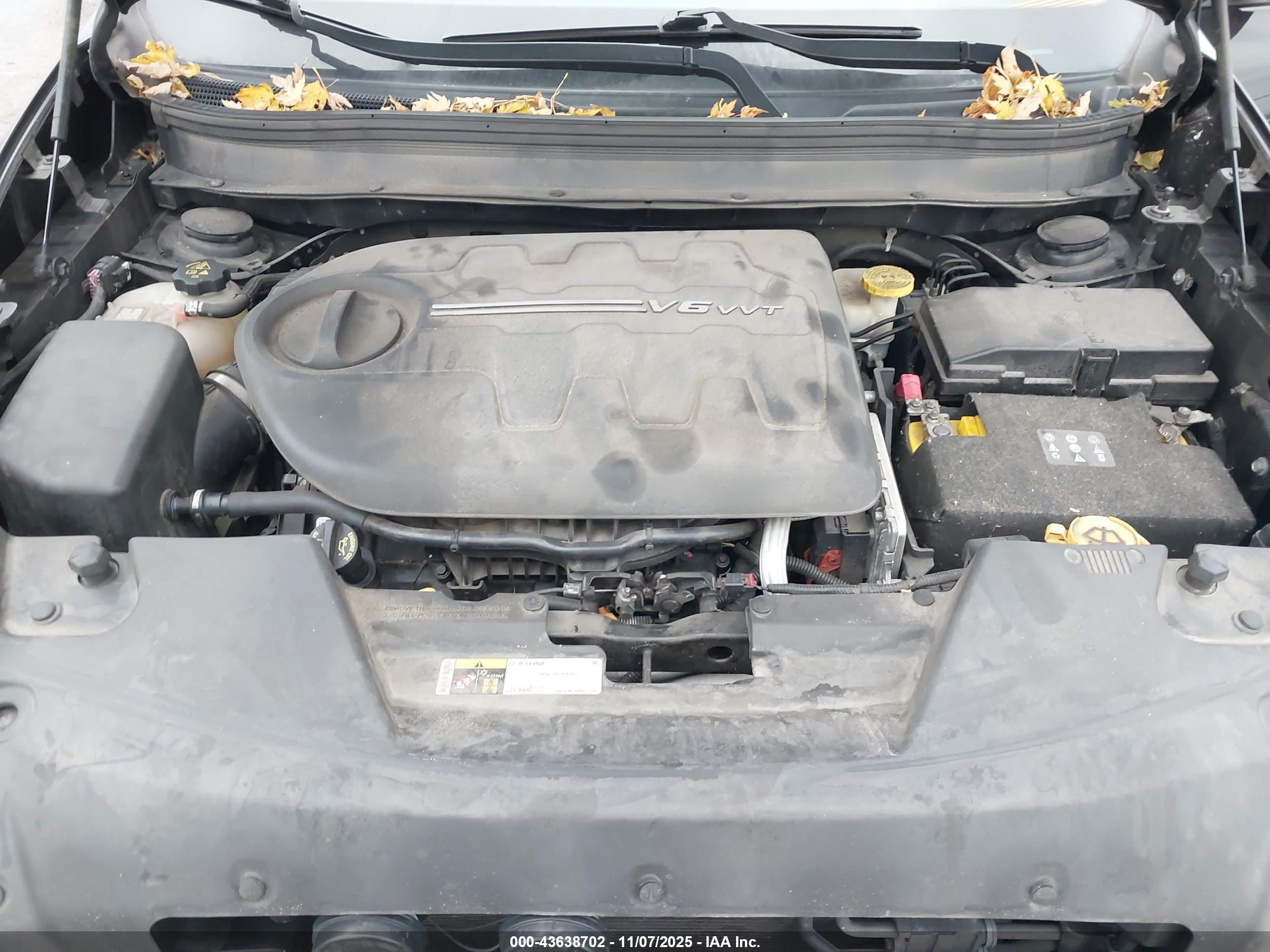 JEEP CHEROKEE image 10