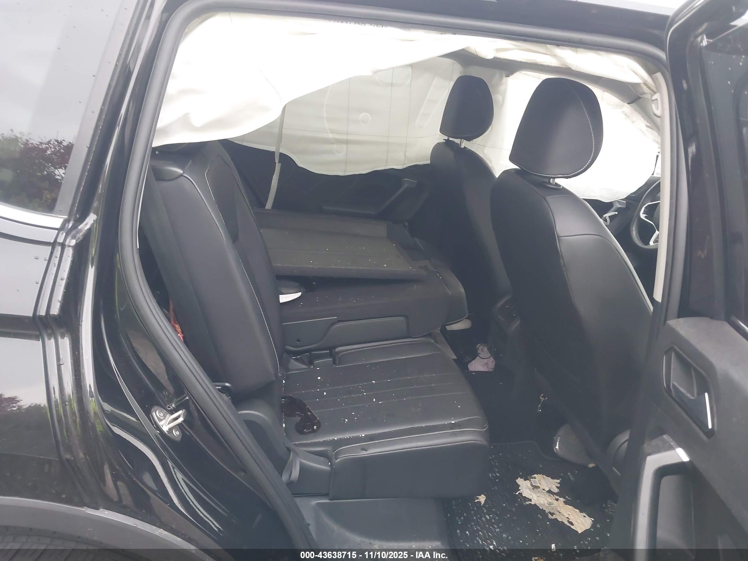 VOLKSWAGEN TIGUAN image 8