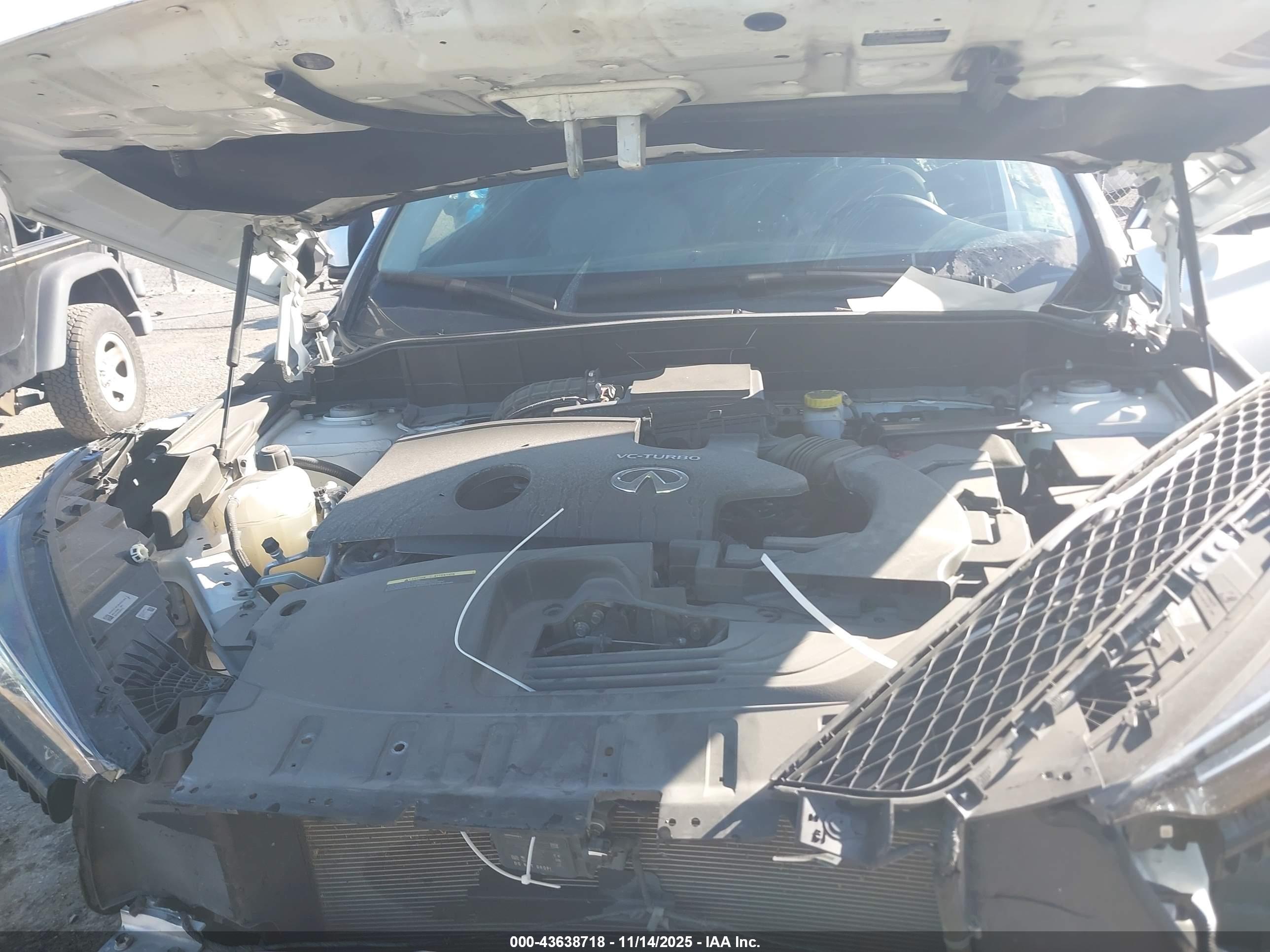 INFINITI QX50 image 10