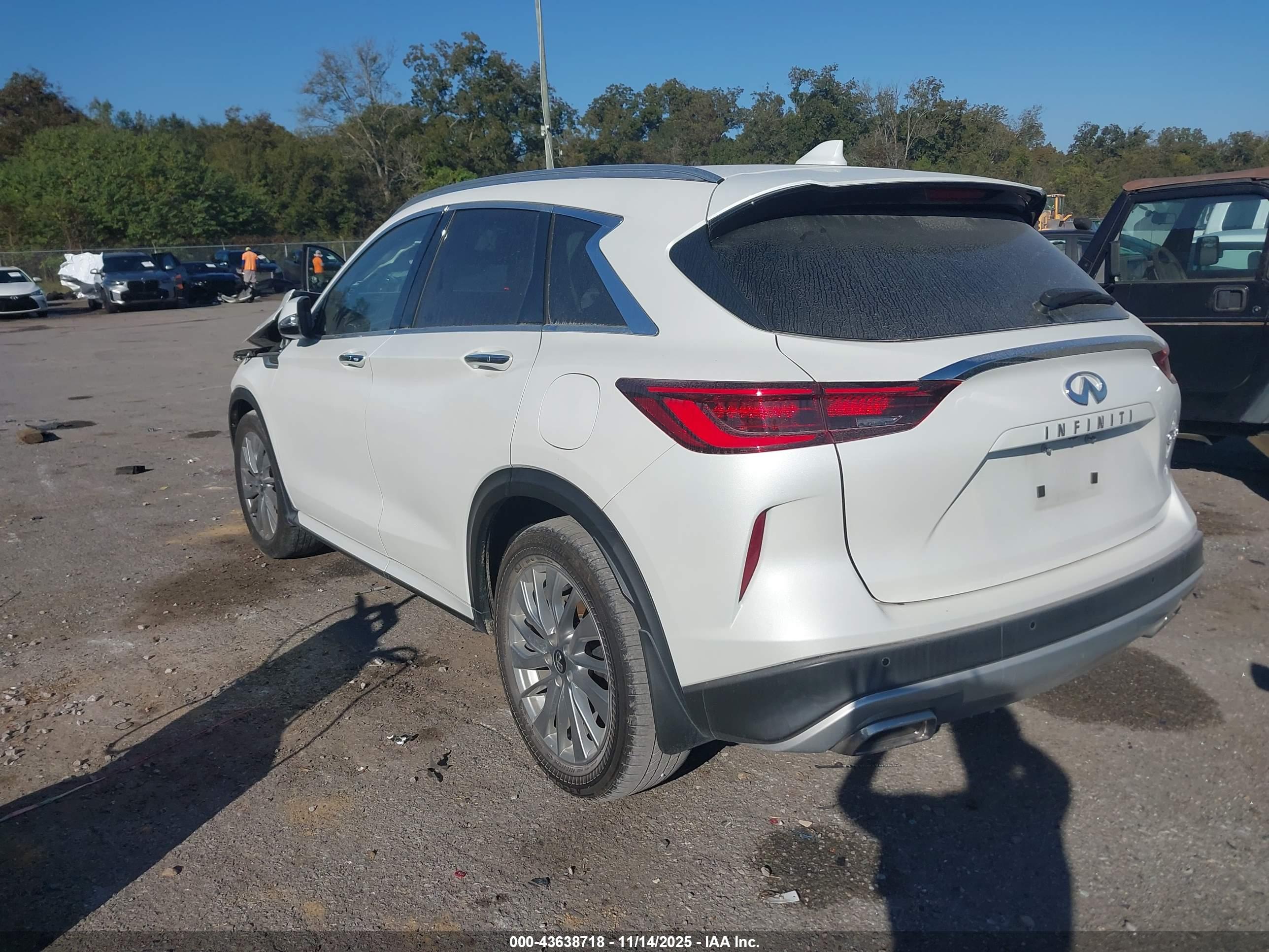 INFINITI QX50 image 3