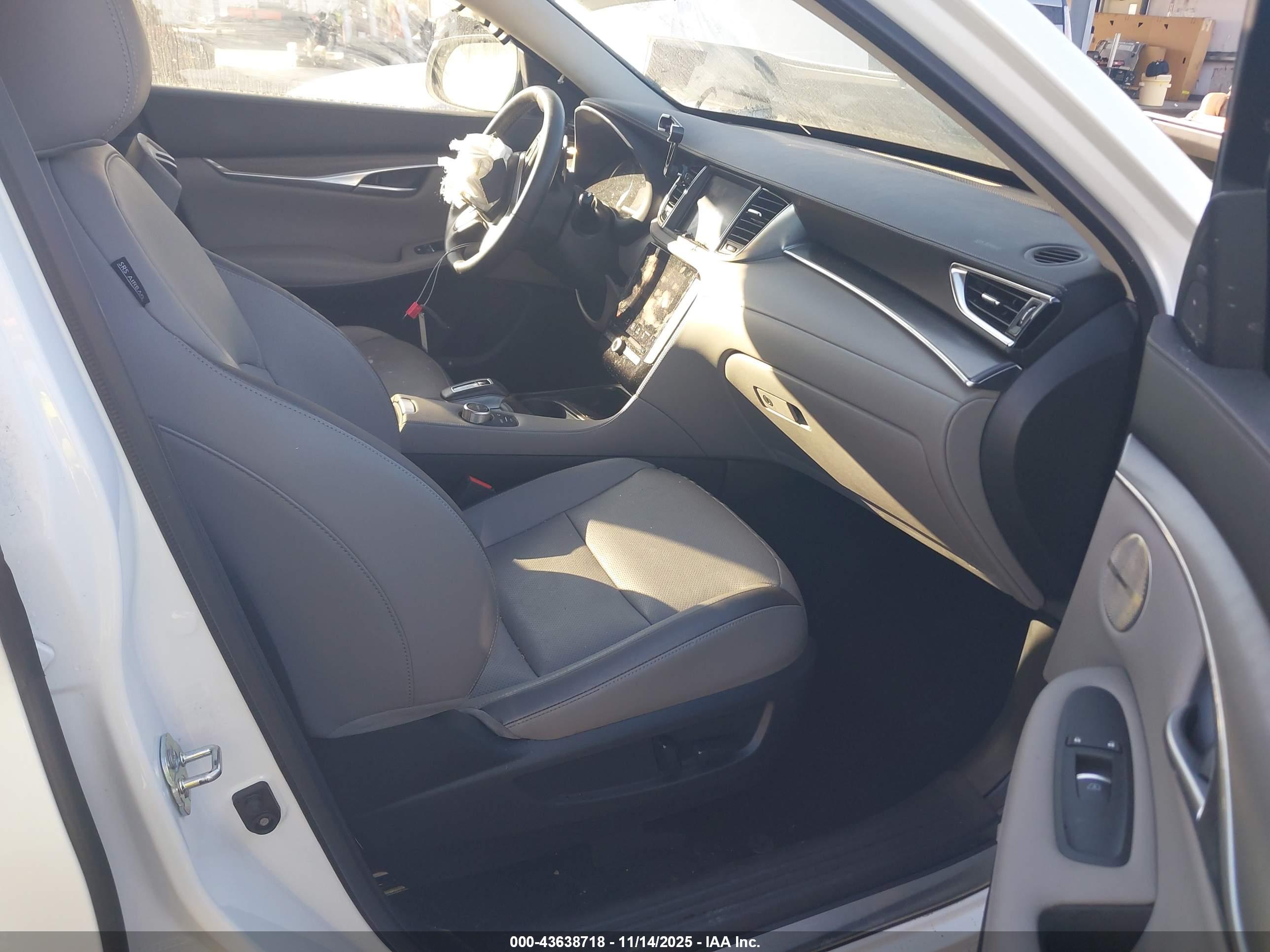 INFINITI QX50 image 5