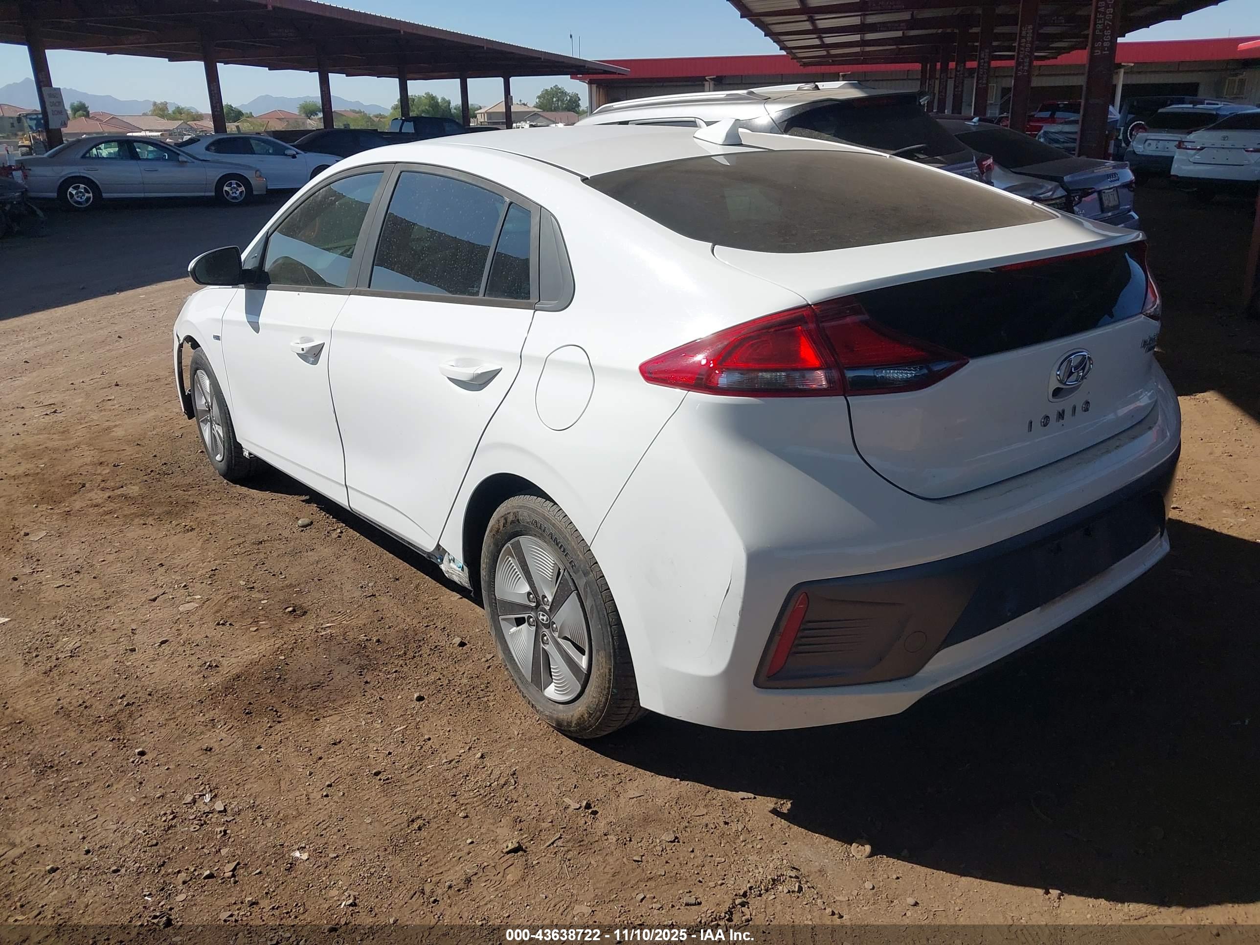 HYUNDAI IONIQ image 3