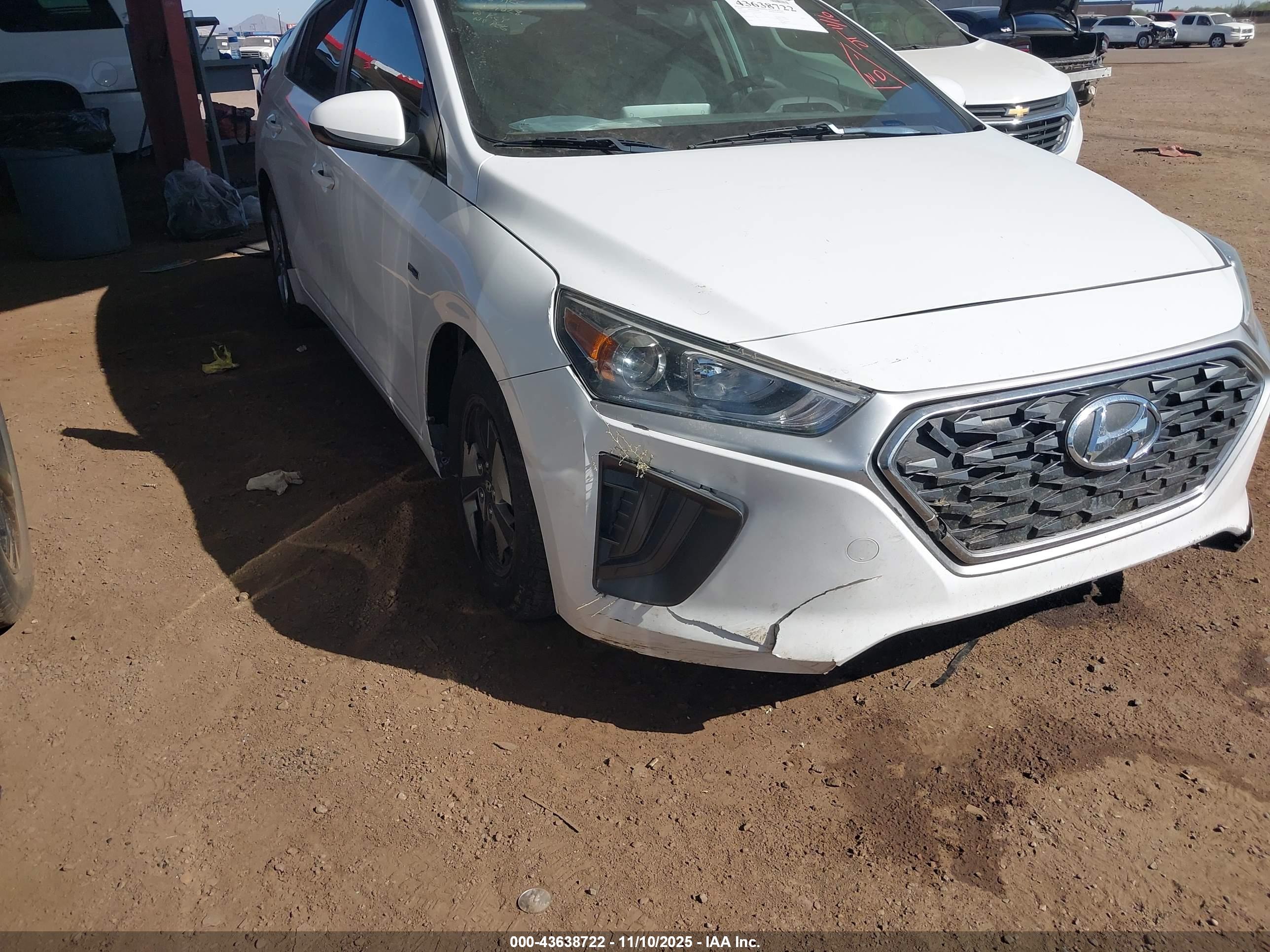 HYUNDAI IONIQ image 6