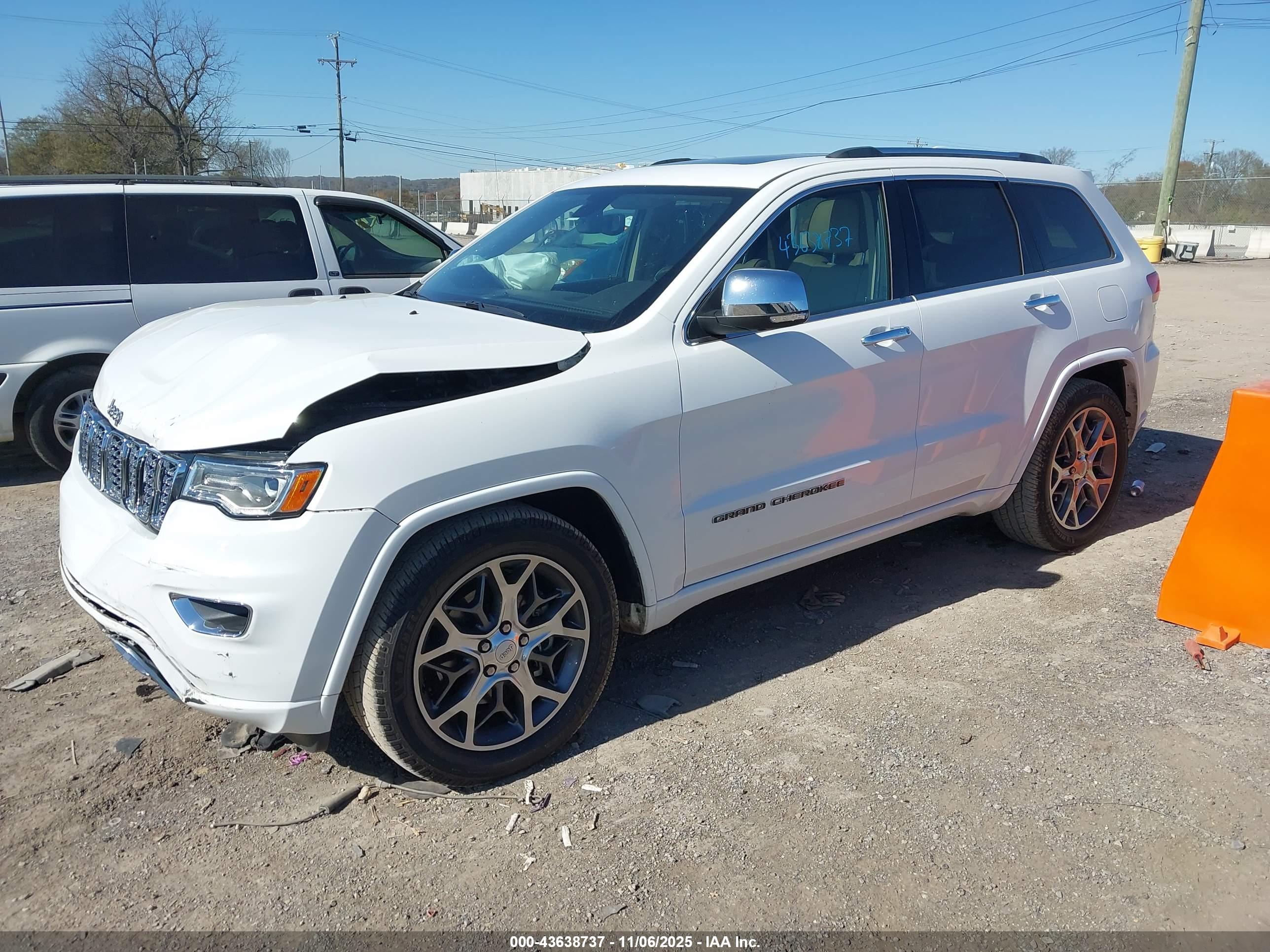 JEEP GRAND image 2