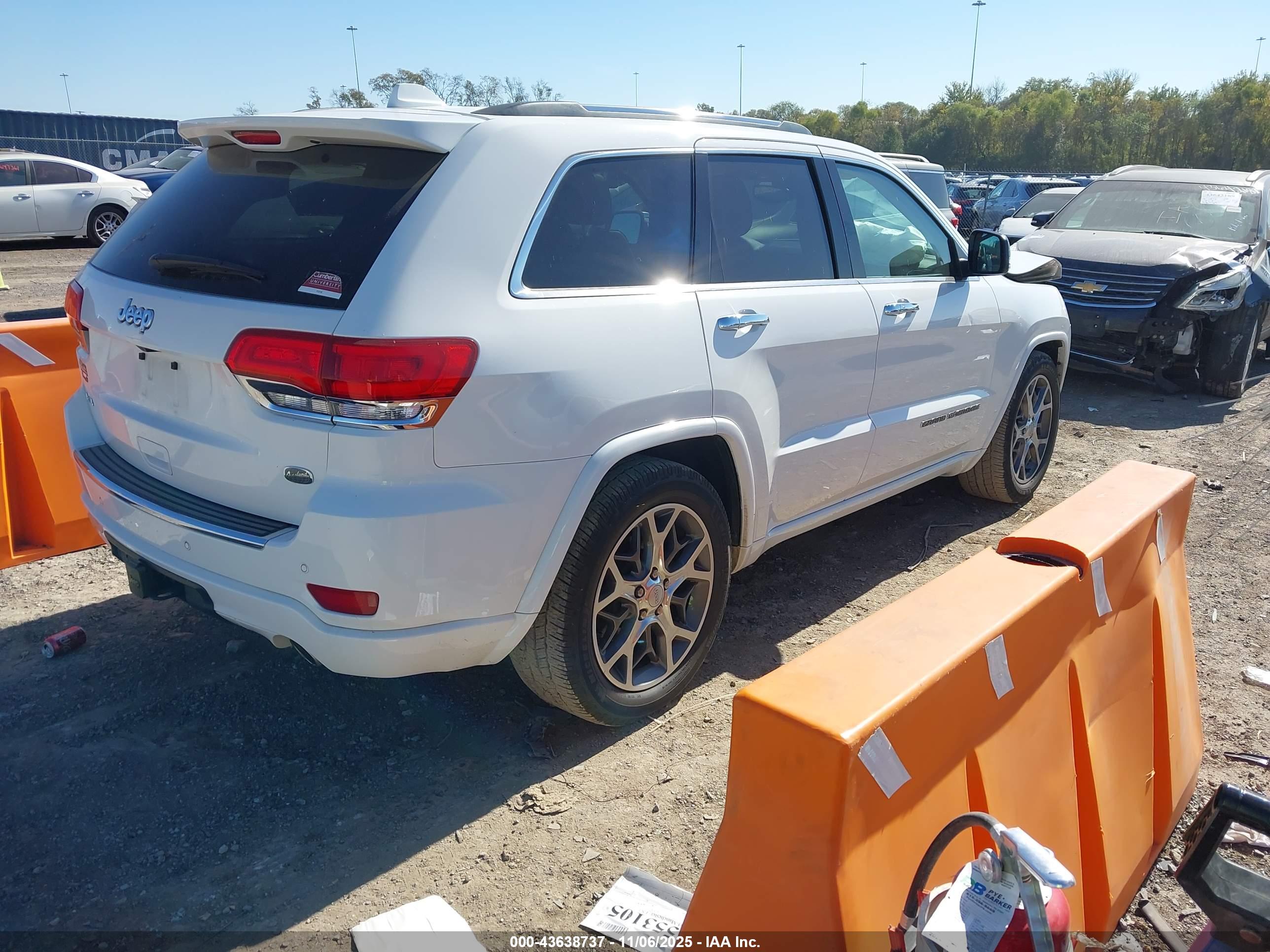 JEEP GRAND image 4