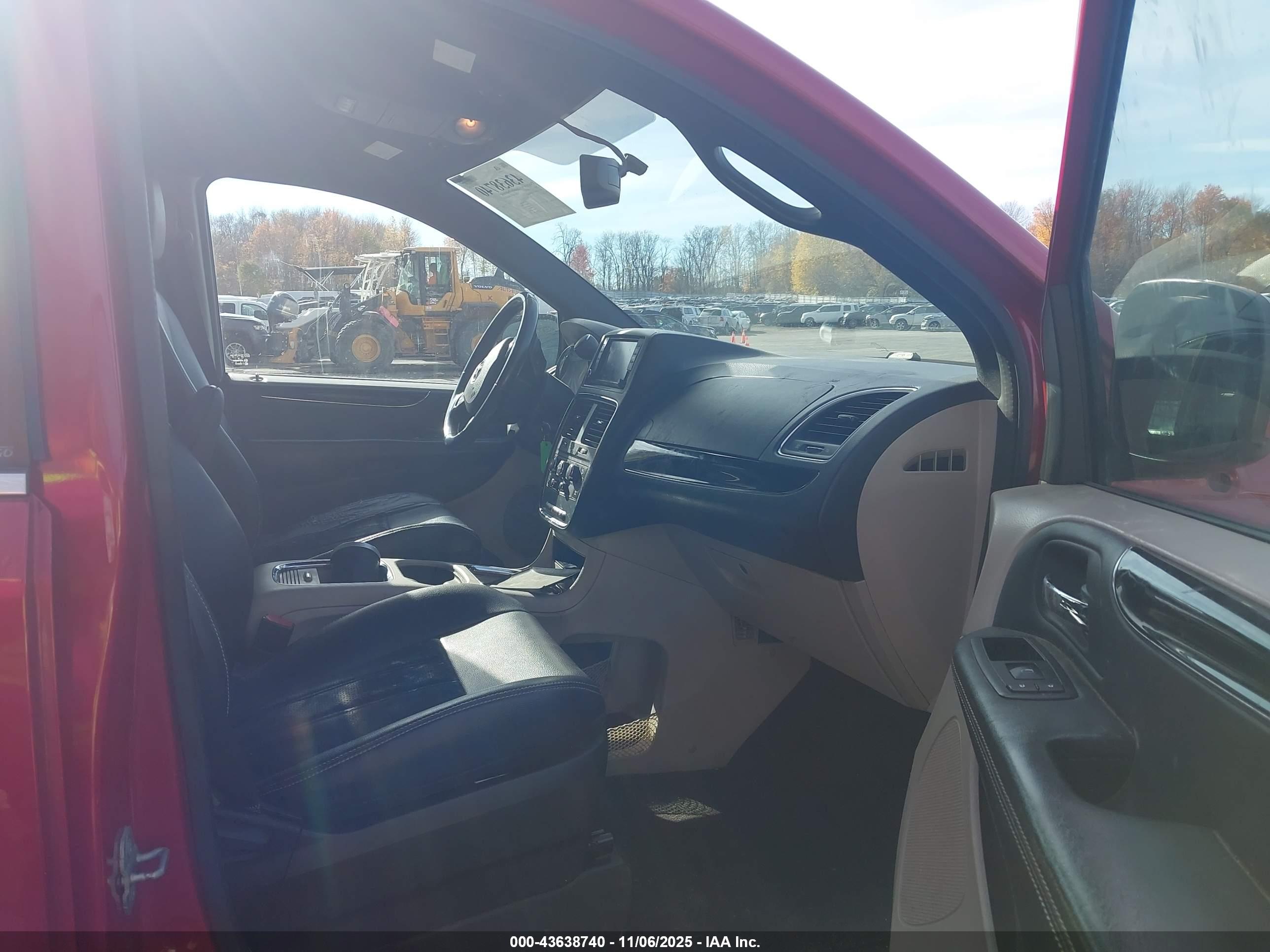 DODGE GRAND image 5