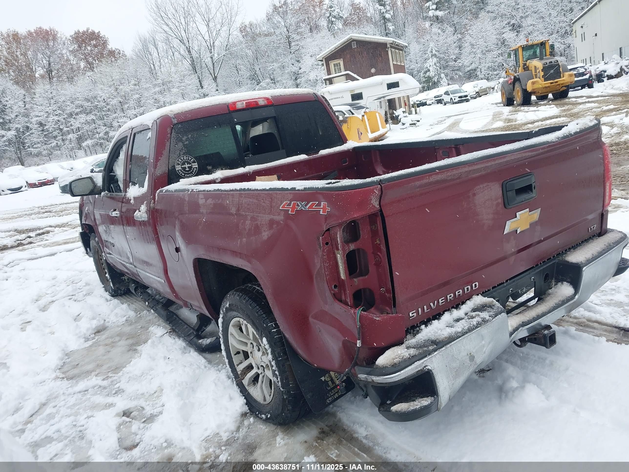 CHEVROLET SILVERADO image 3