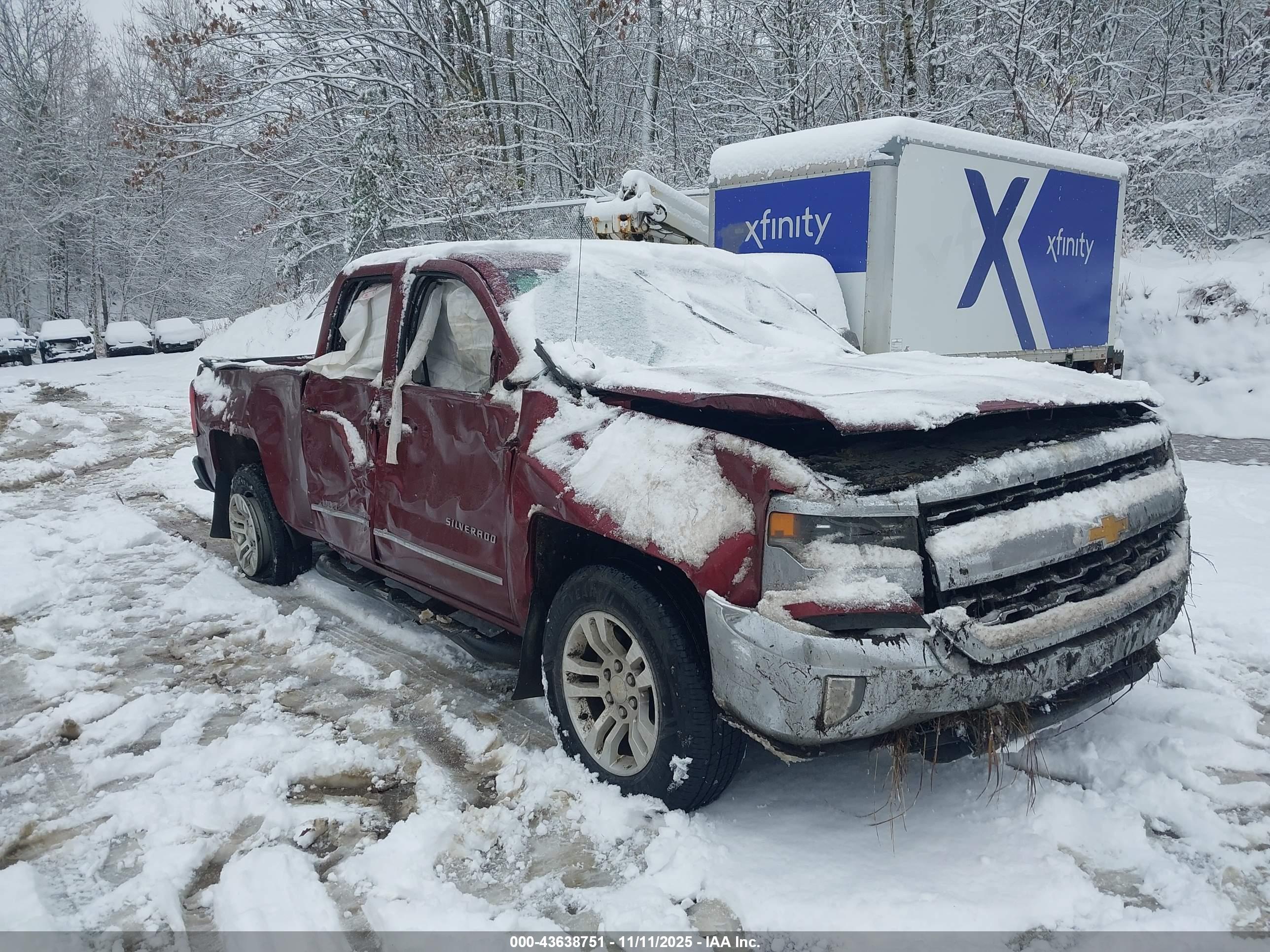 CHEVROLET SILVERADO image 6
