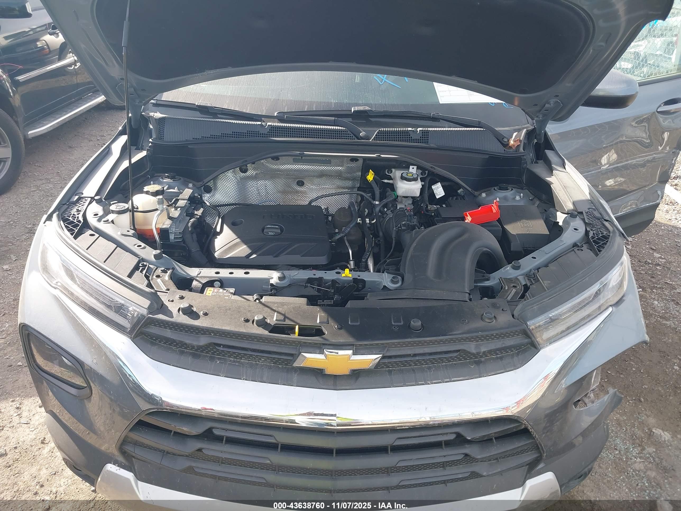 CHEVROLET TRAILBLAZER image 10