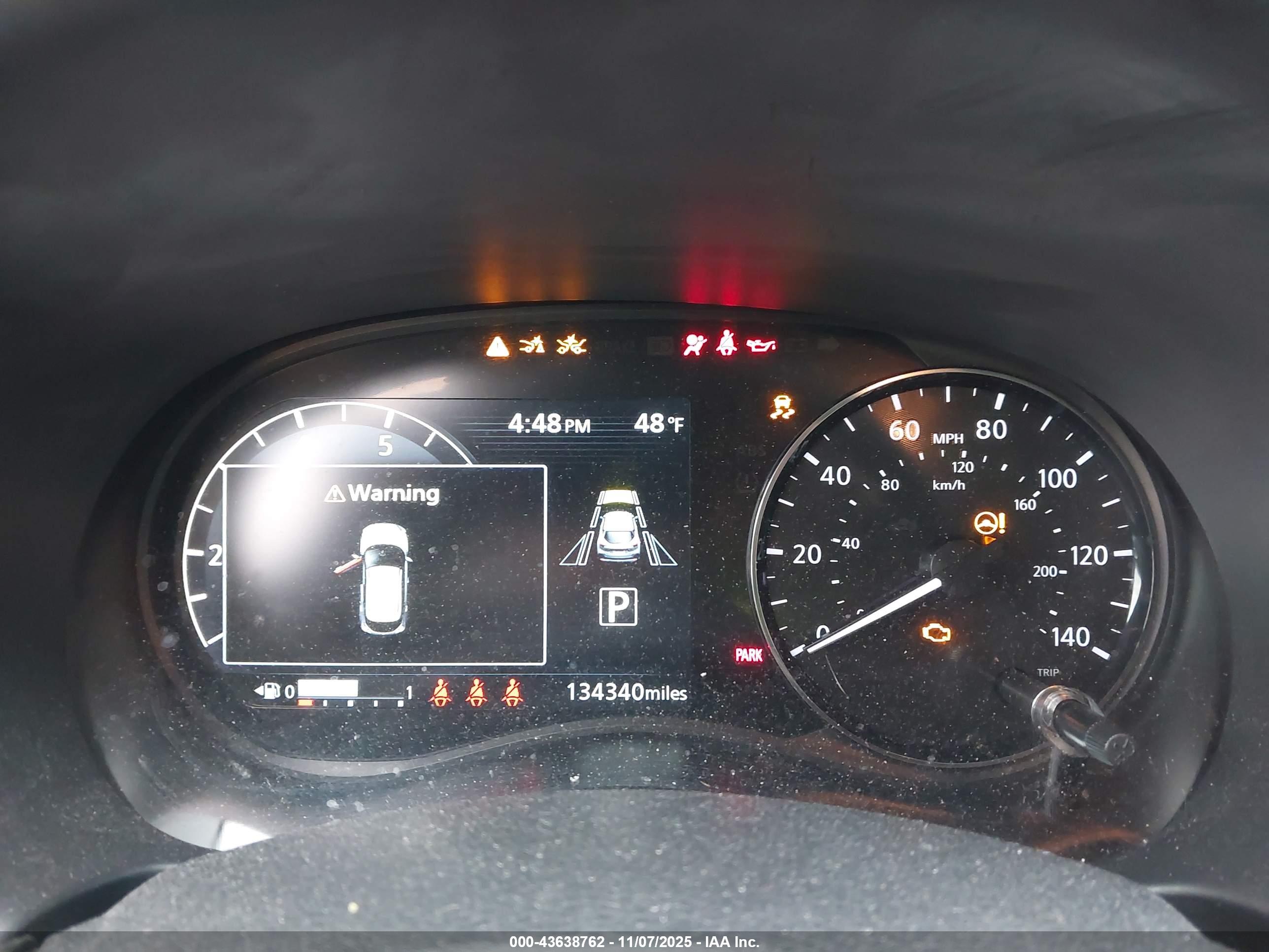 NISSAN KICKS image 7