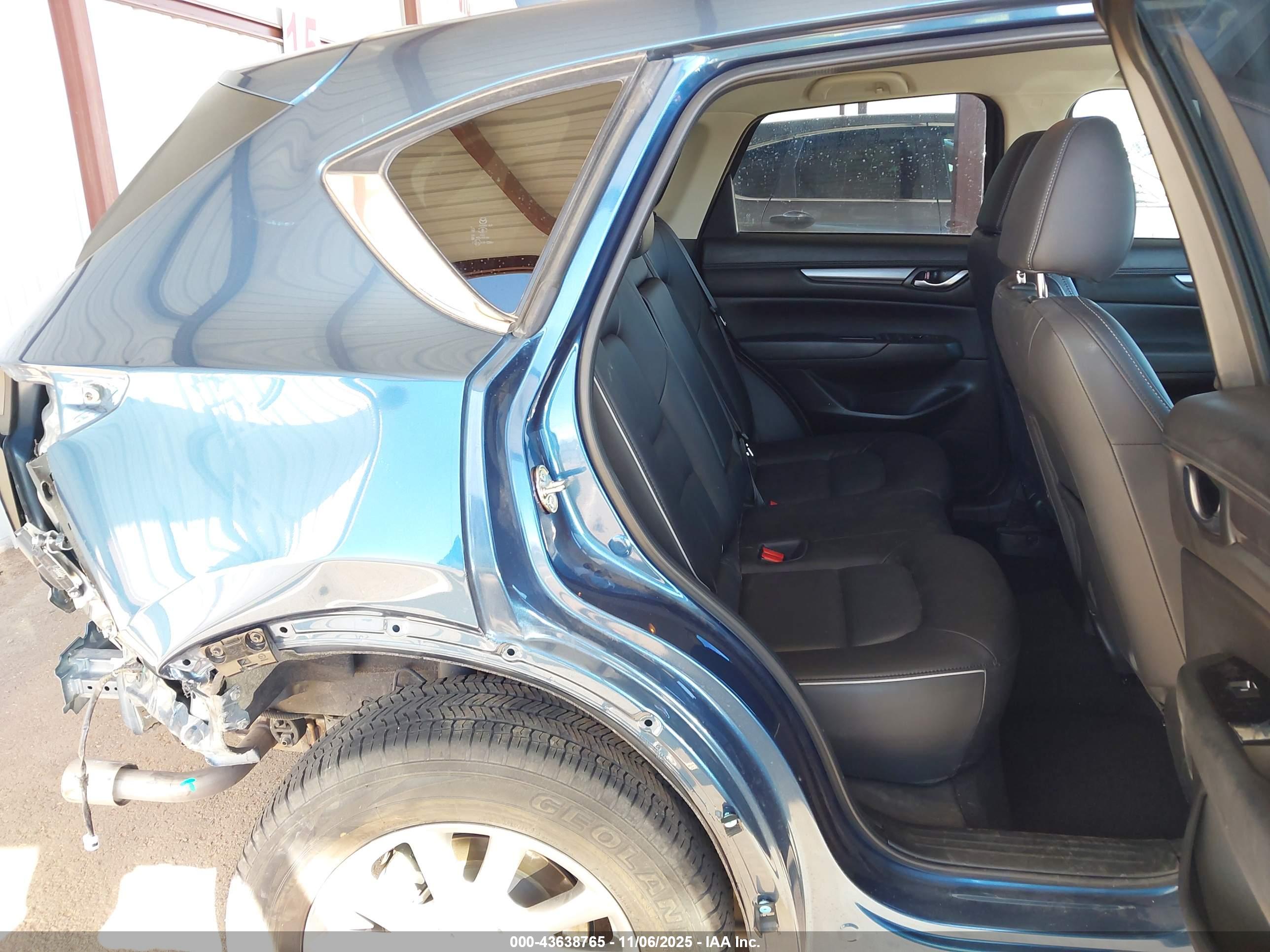 MAZDA CX-5 image 8