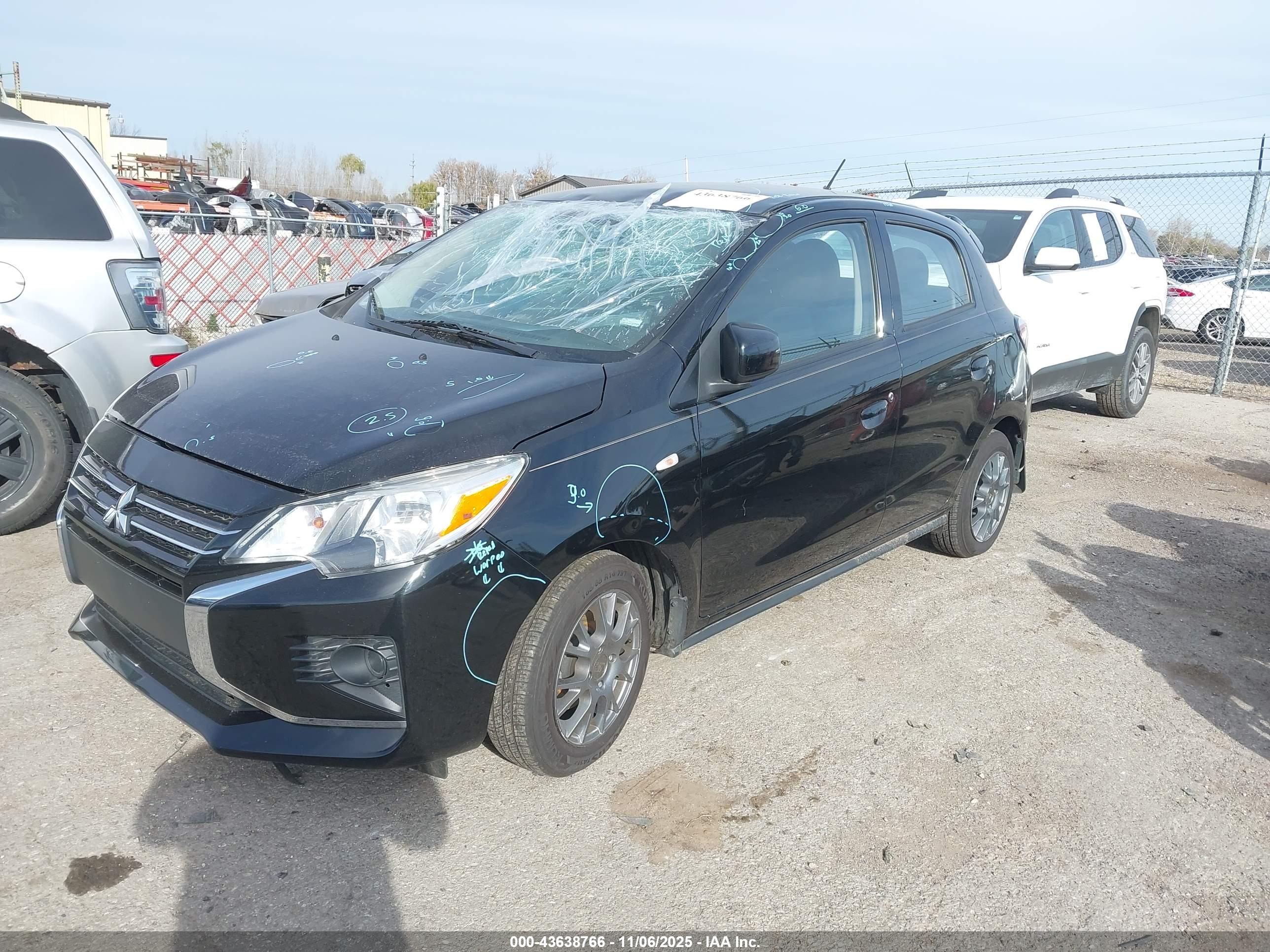 MITSUBISHI MIRAGE image 2