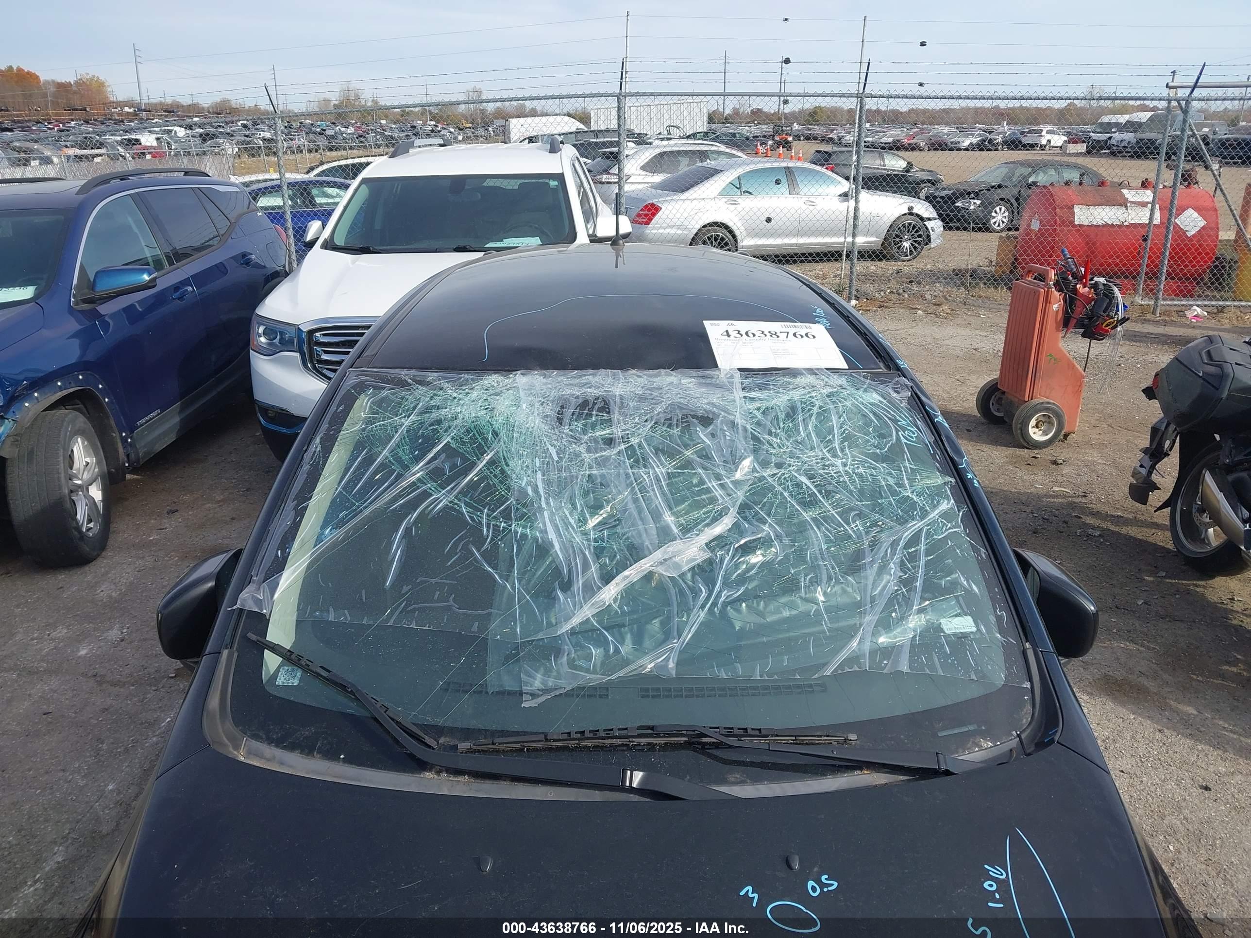 MITSUBISHI MIRAGE image 6