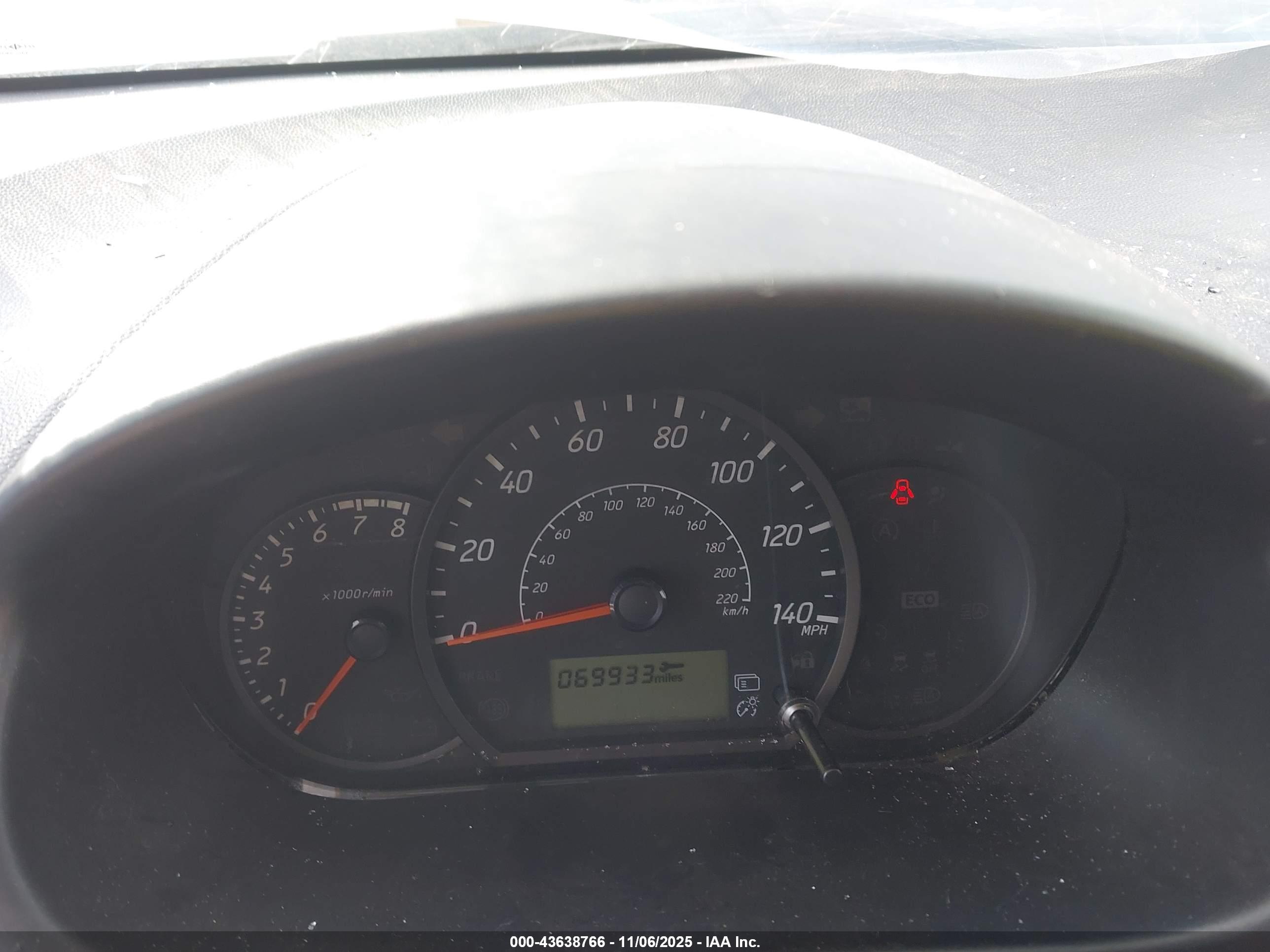 MITSUBISHI MIRAGE image 7