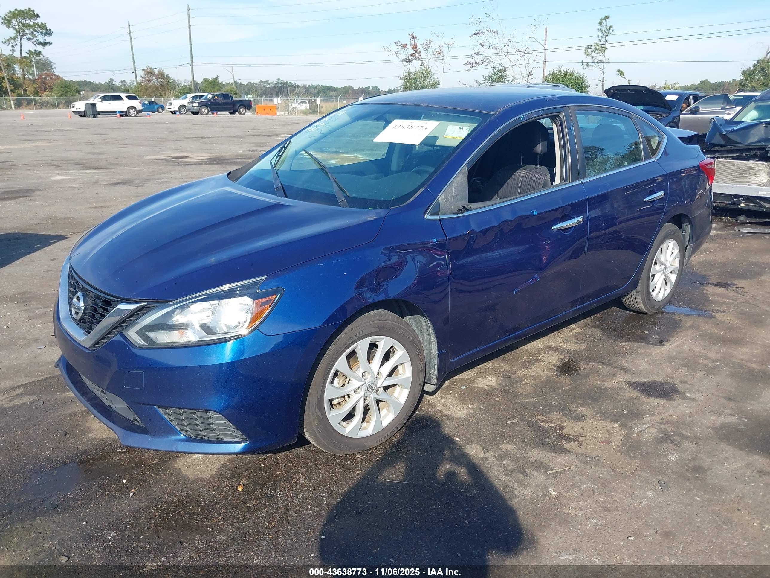 NISSAN SENTRA image 2