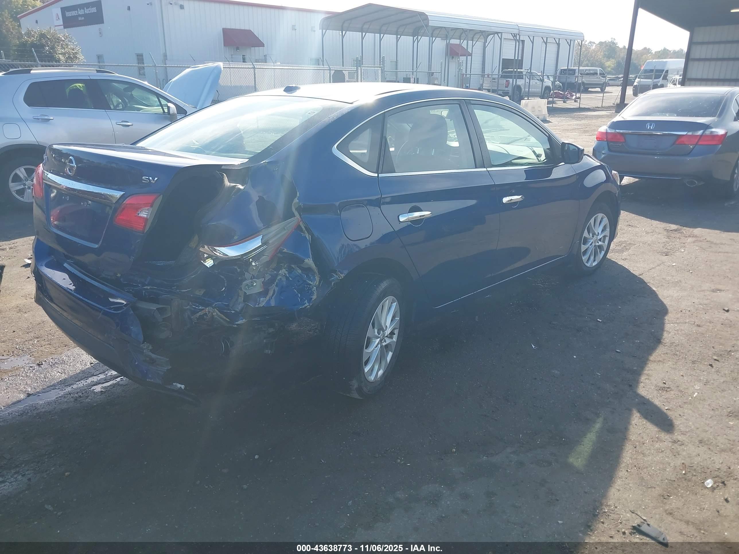 NISSAN SENTRA image 4