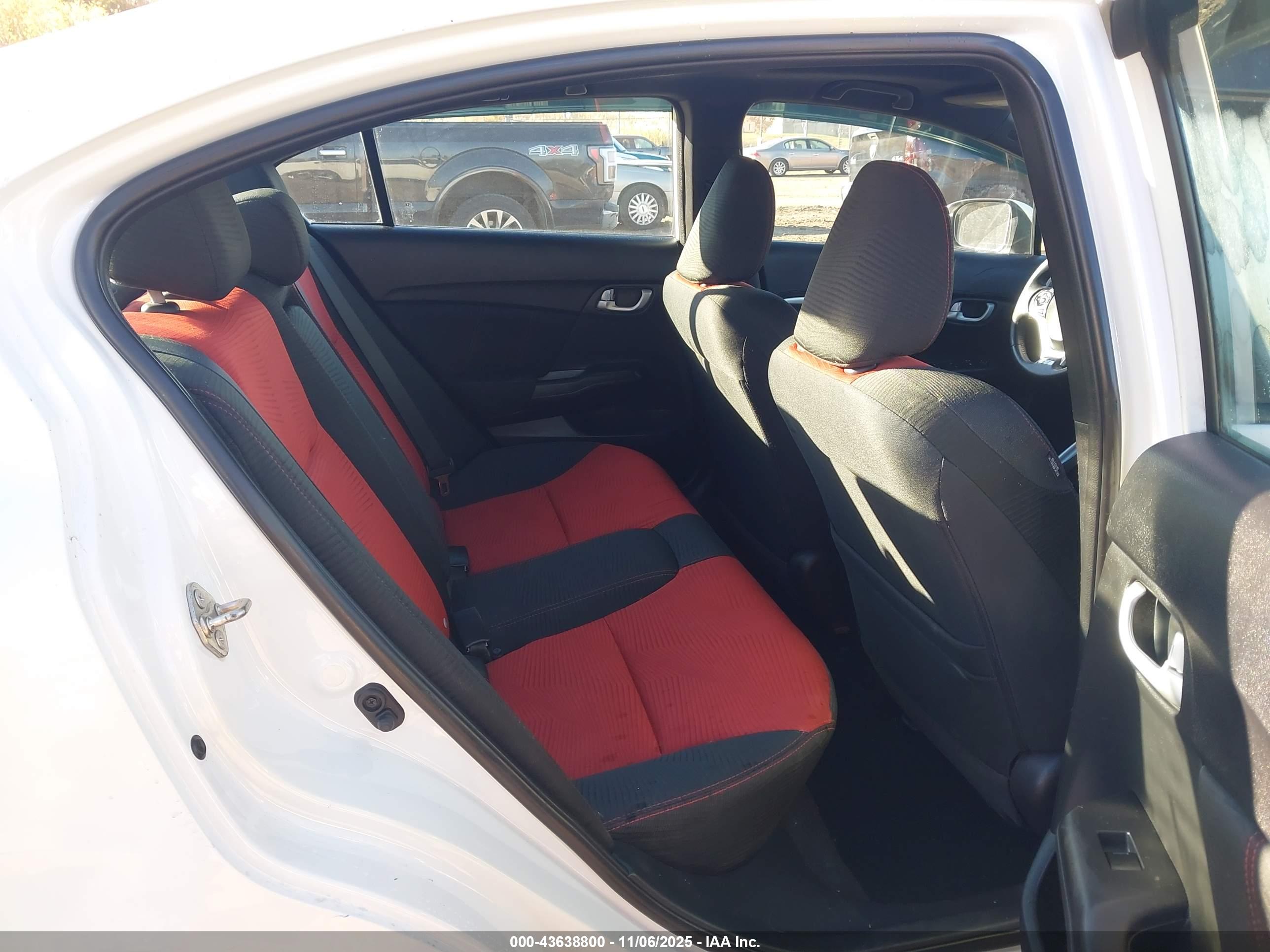 HONDA CIVIC image 8