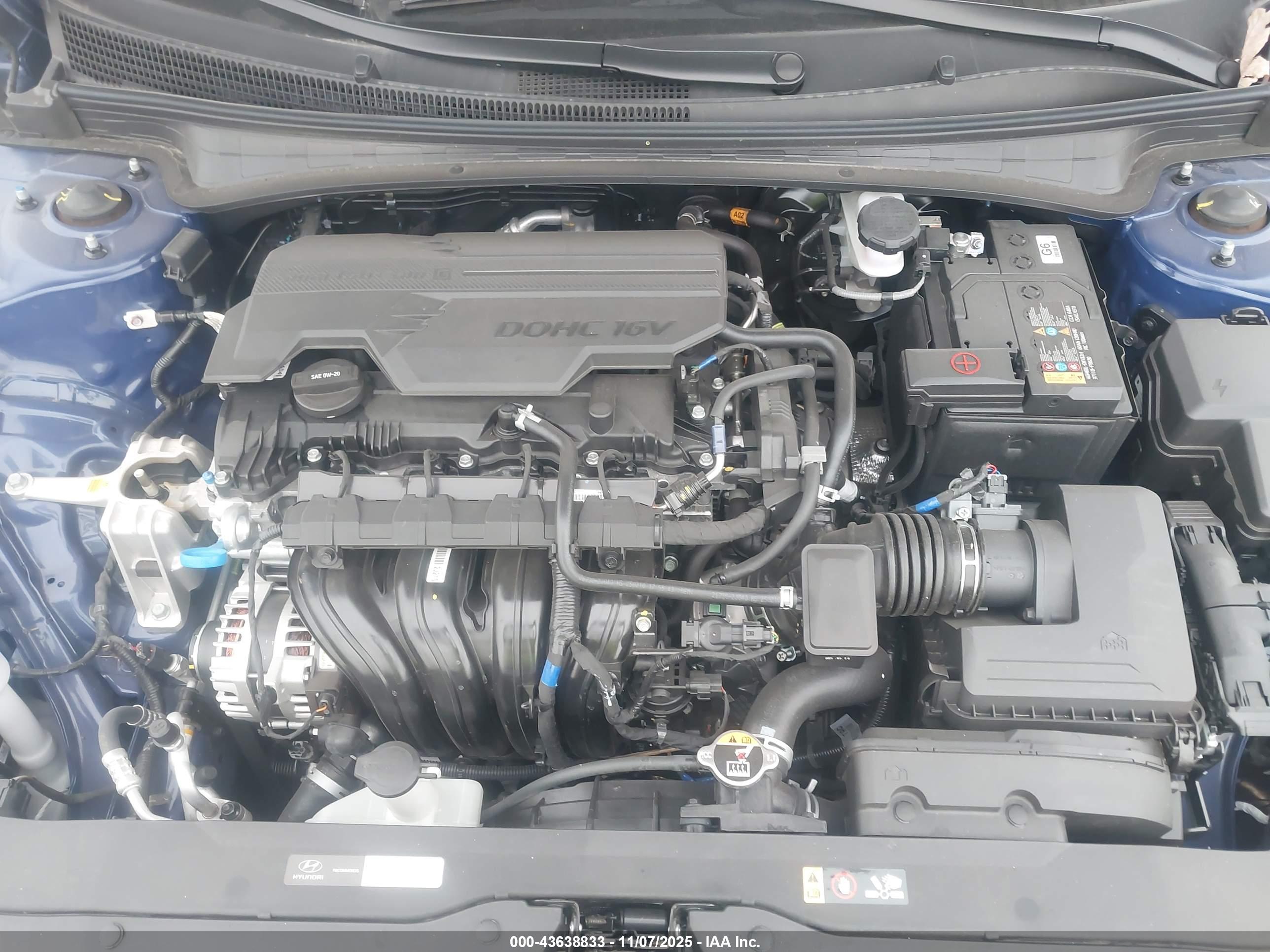 HYUNDAI ELANTRA image 10