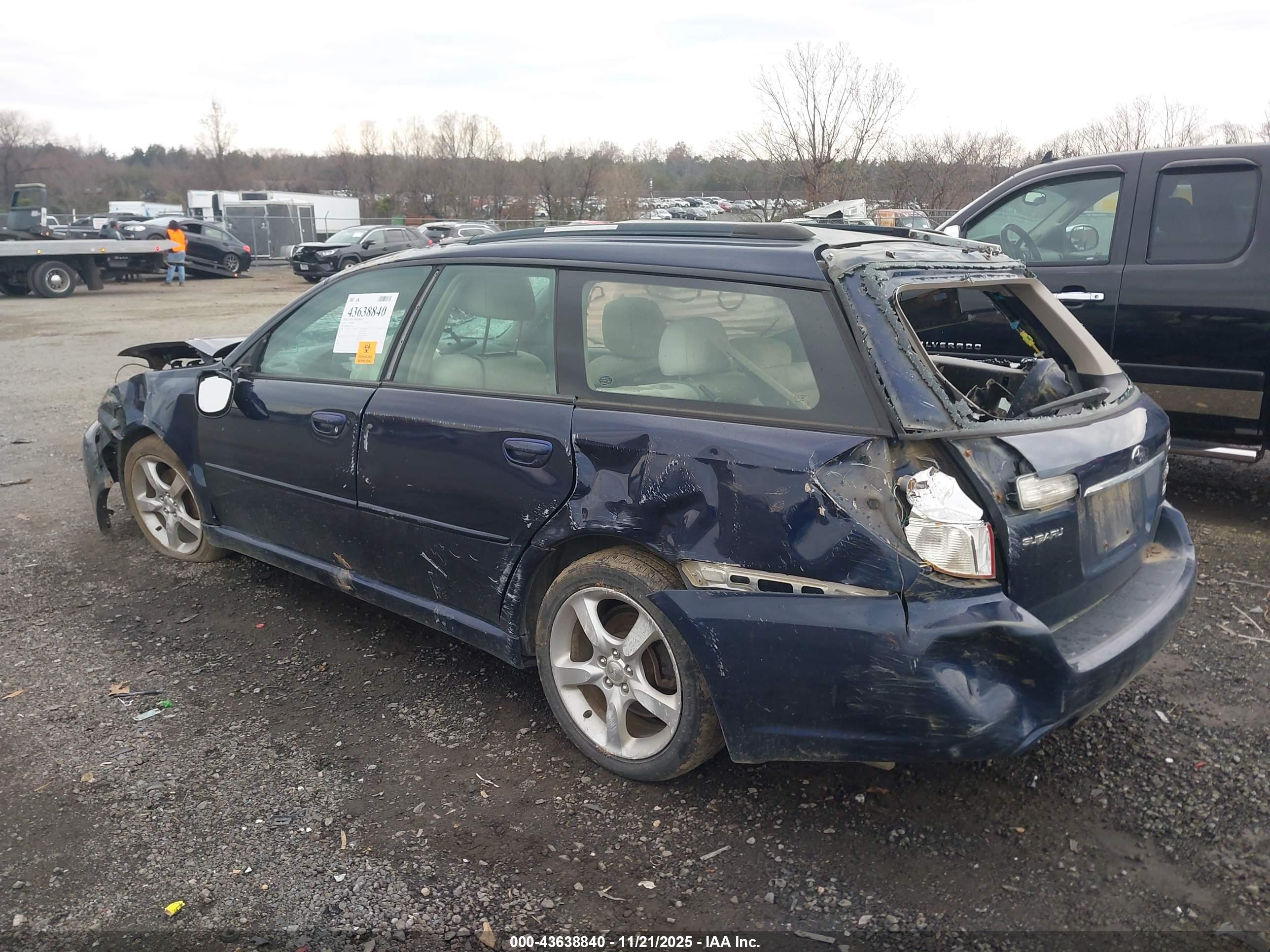 SUBARU LEGACY image 3
