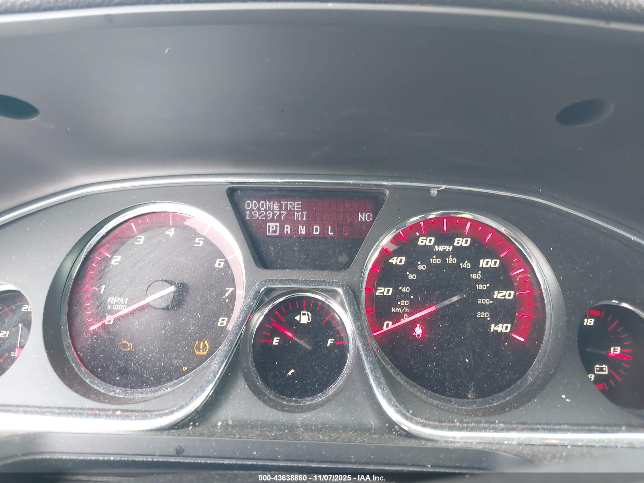 GMC ACADIA image 7