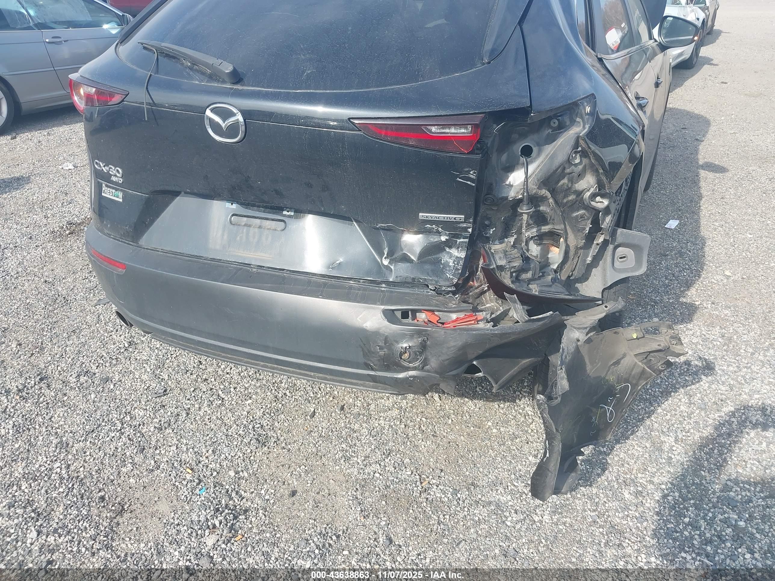 MAZDA CX-30 image 6